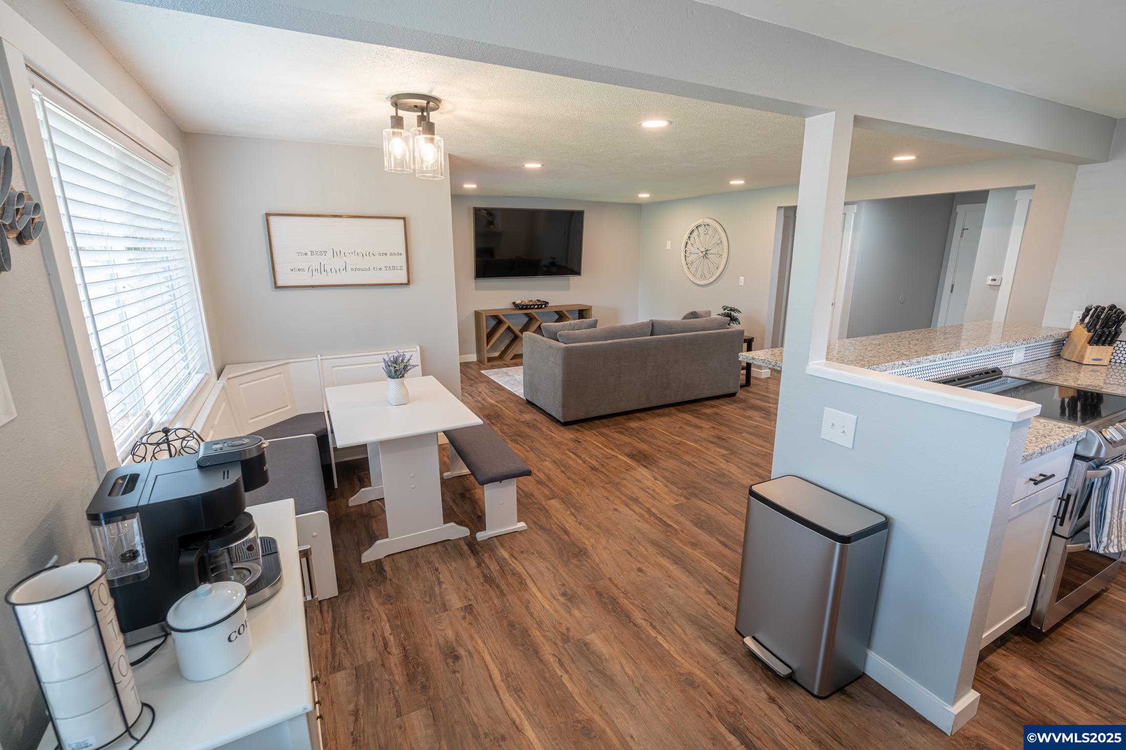 Independence, Oregon 97351, United States, 2 Bedrooms Bedrooms, ,1 BathroomBathrooms,Residential,Active,146670