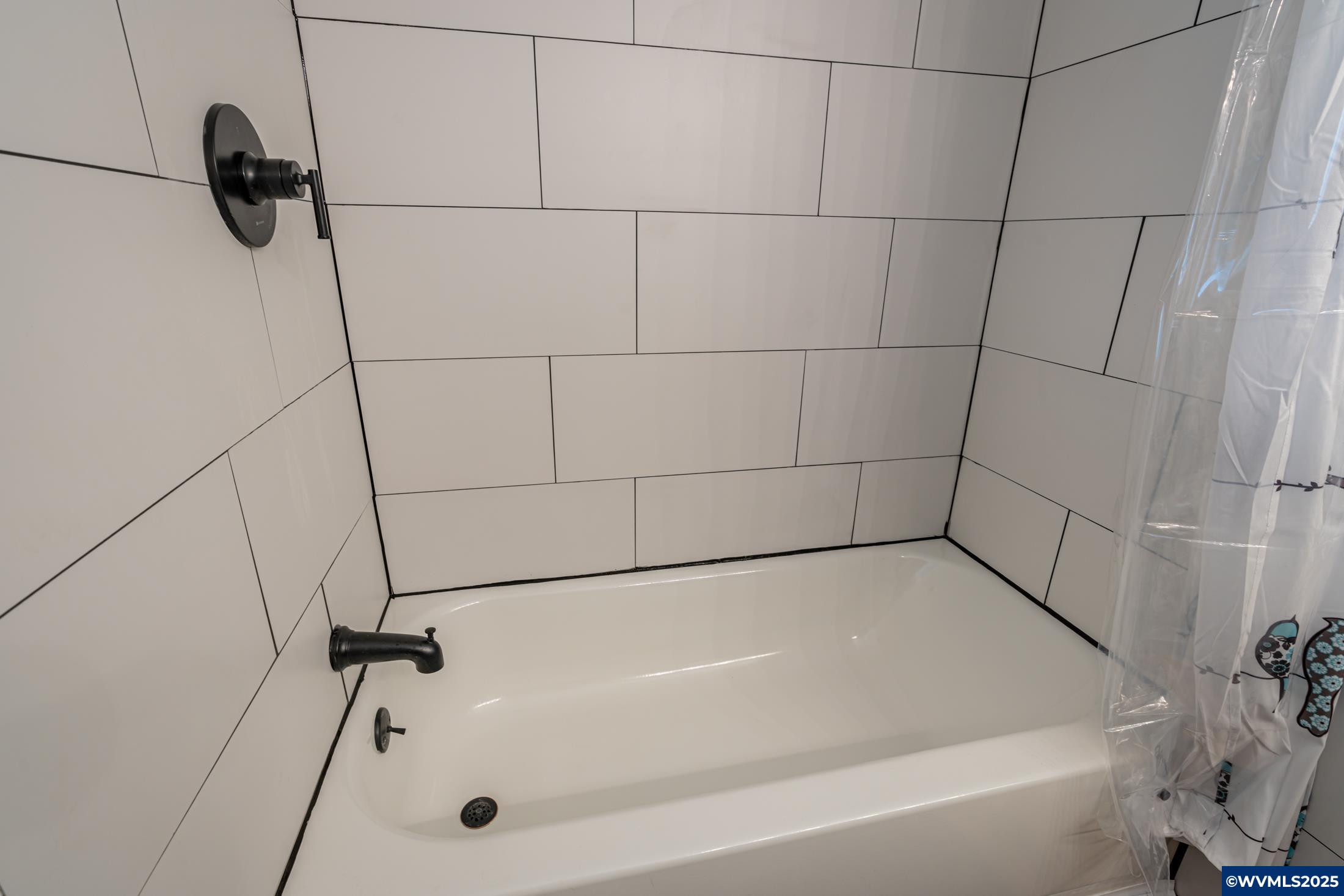 Independence, Oregon 97351, United States, 2 Bedrooms Bedrooms, ,1 BathroomBathrooms,Residential,Active,146670