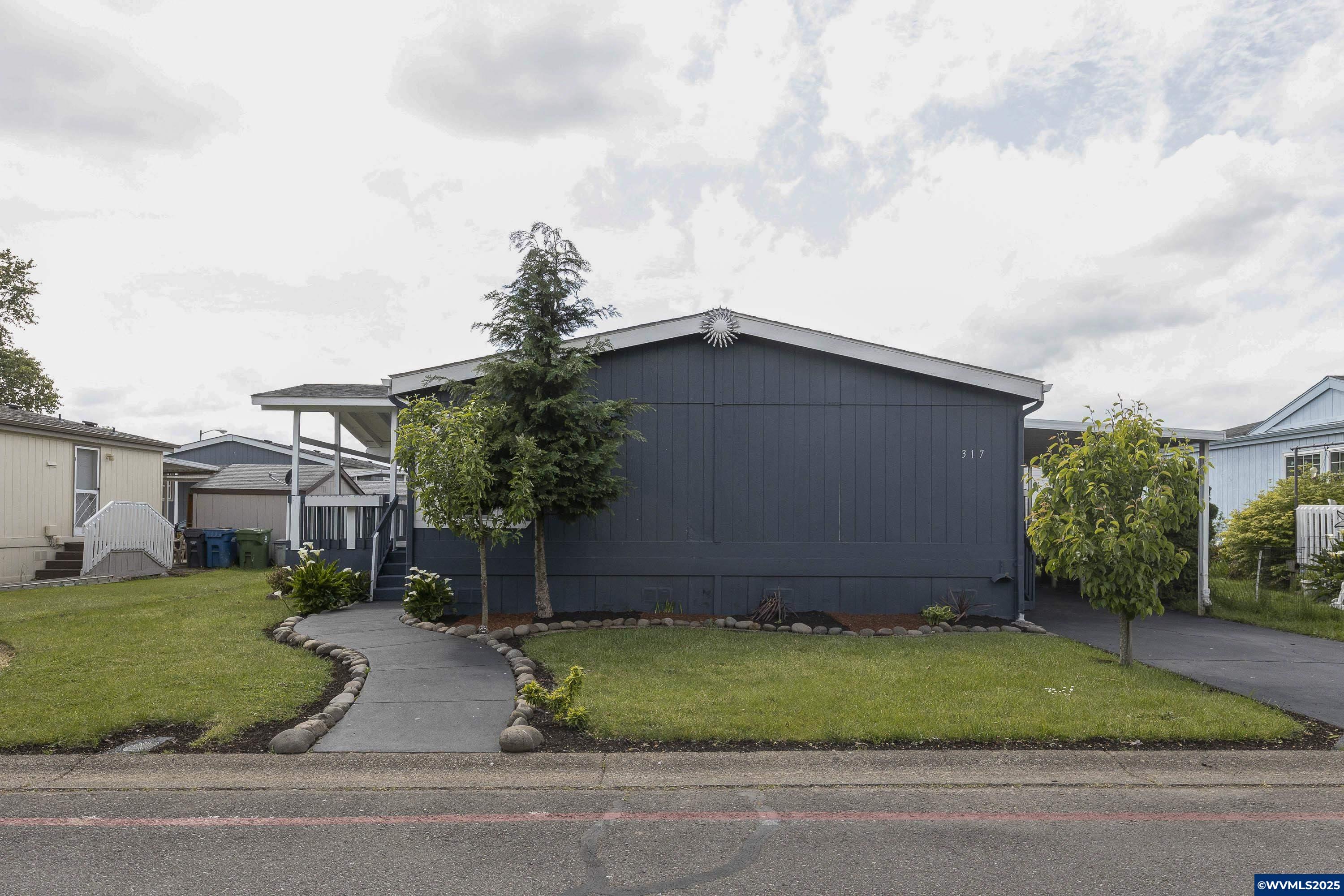 317 Aspen Dr