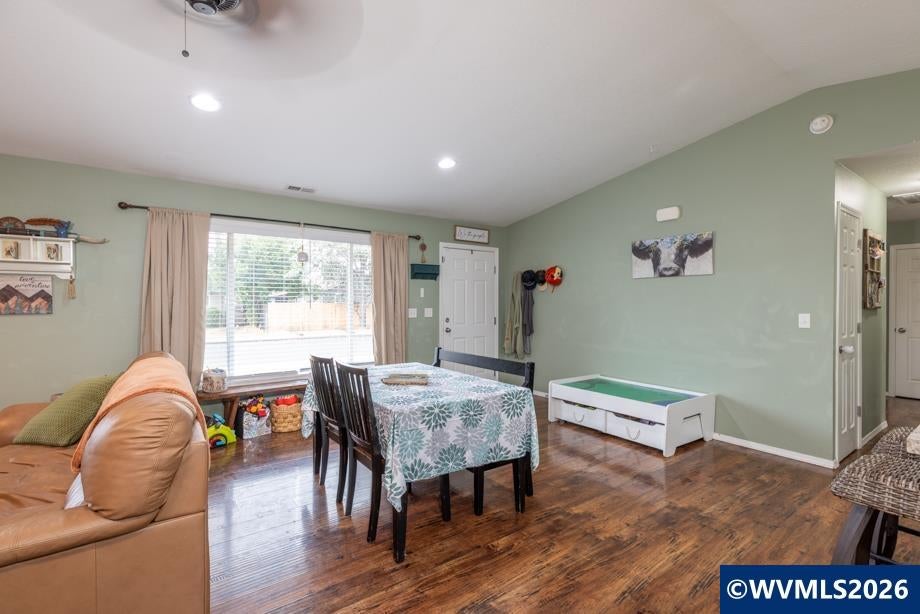1680 Tudor Wy SE