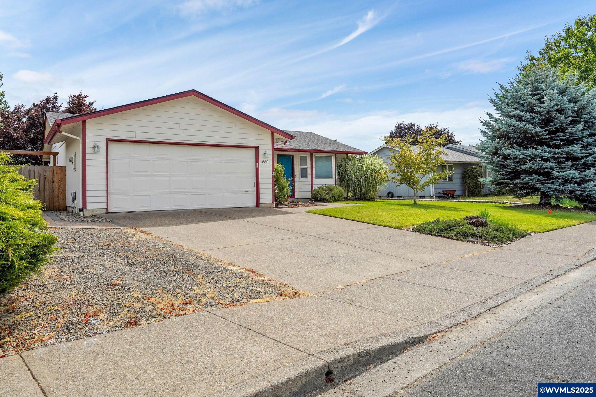 680 N 10th Pl