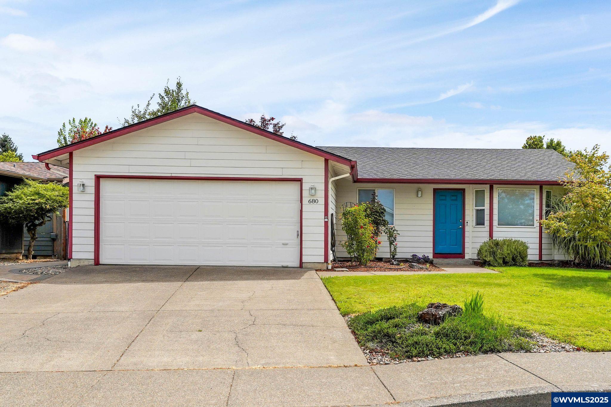 680 N 10th Pl