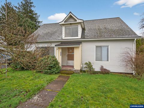 453 NE Yamhill St Willamina OR 97396