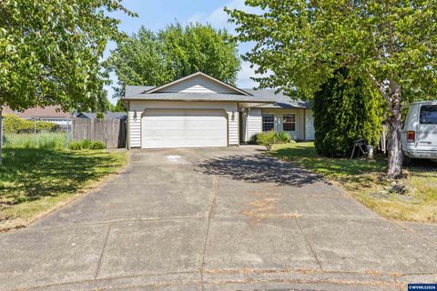 920 SW Myrtle Ct McMinnville OR 97128