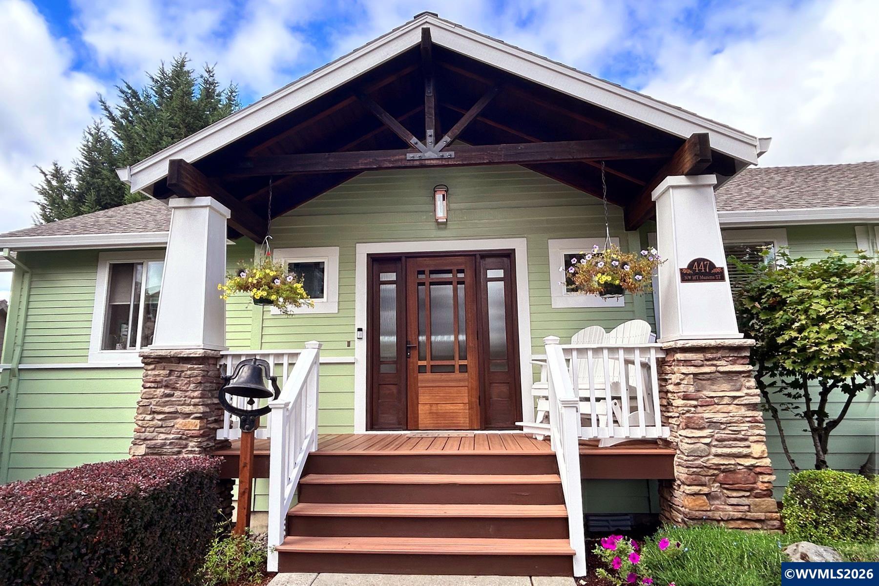 447 NW Mt Mazama St