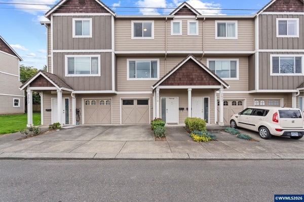 2619 SE 109TH AVE, PORTLAND, OR 97266 - Image 66b3b2ab112fb4a4e195798965472b62/26824046