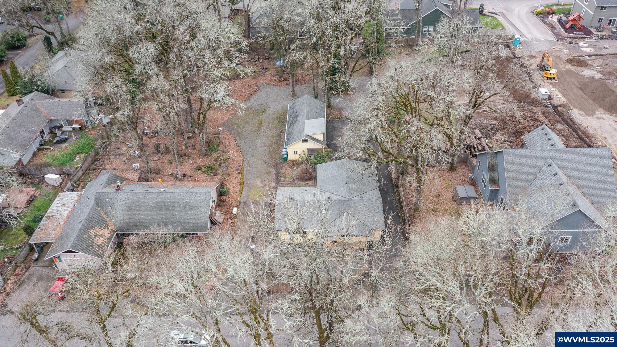 Milwaukie, Oregon 97267, United States, 2 Bedrooms Bedrooms, ,1 BathroomBathrooms,Residential,Pending,80330