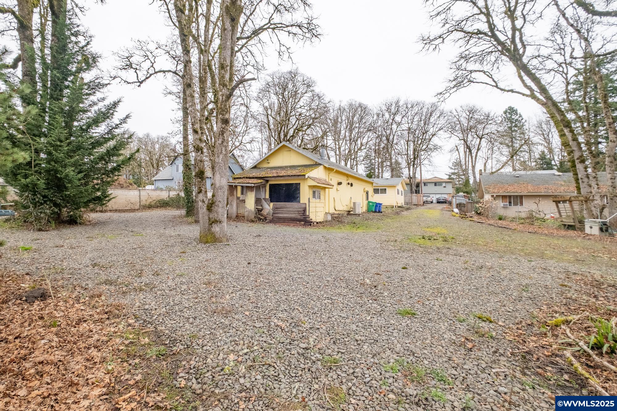 Milwaukie, Oregon 97267, United States, 2 Bedrooms Bedrooms, ,1 BathroomBathrooms,Residential,Pending,80330