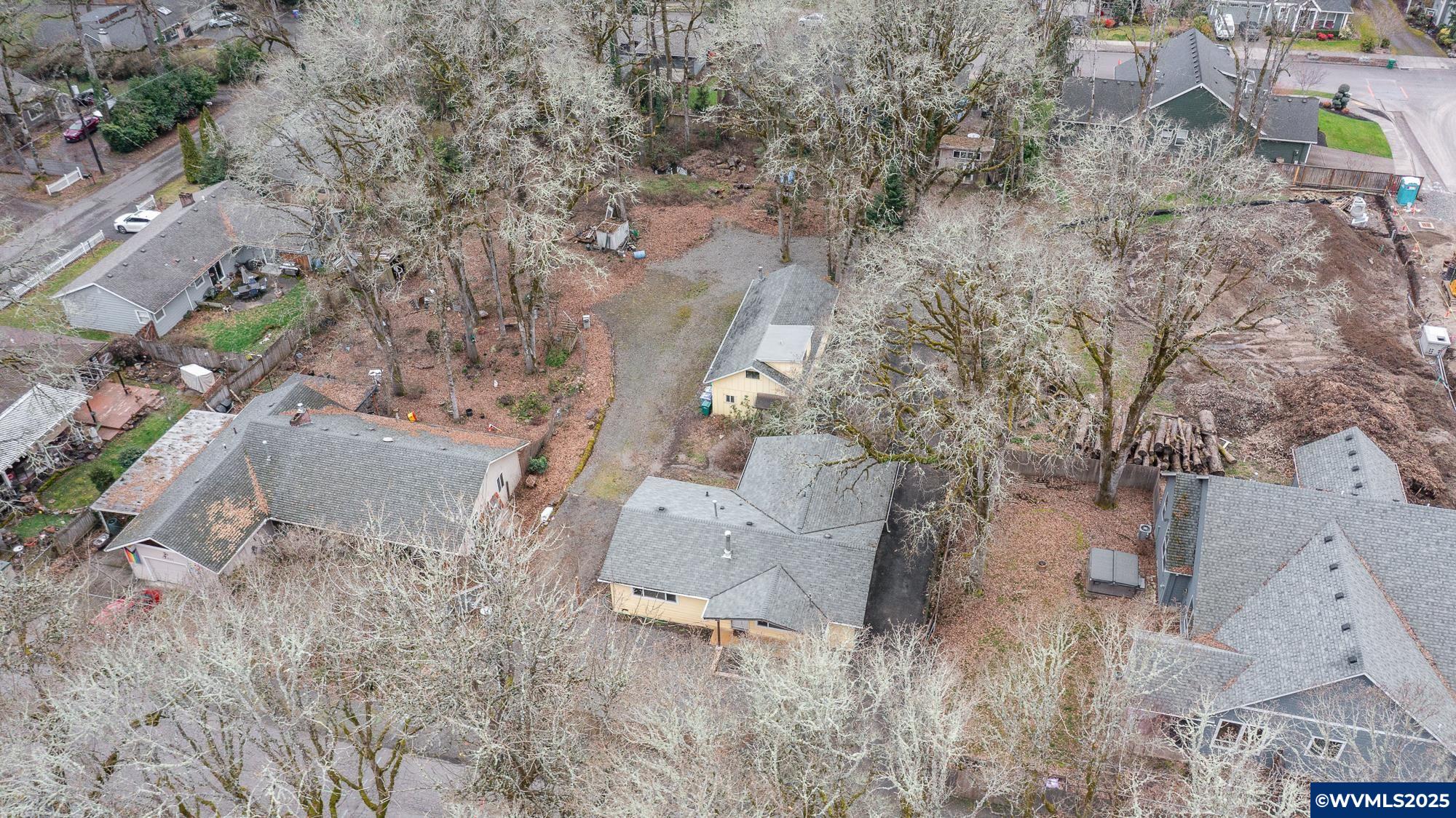 Milwaukie, Oregon 97267, United States, 2 Bedrooms Bedrooms, ,1 BathroomBathrooms,Residential,Pending,80330