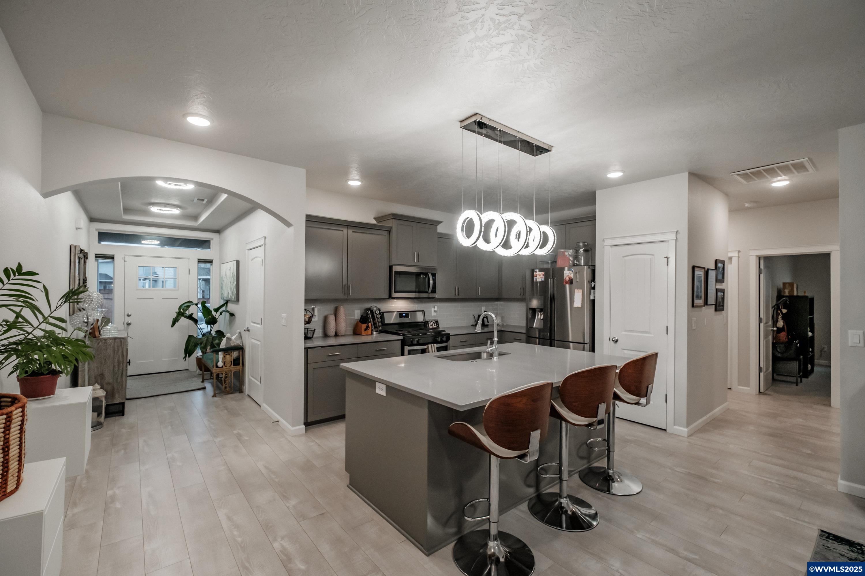 Albany, Oregon 97322, United States, 3 Bedrooms Bedrooms, ,2 BathroomsBathrooms,Residential,Pending,23669