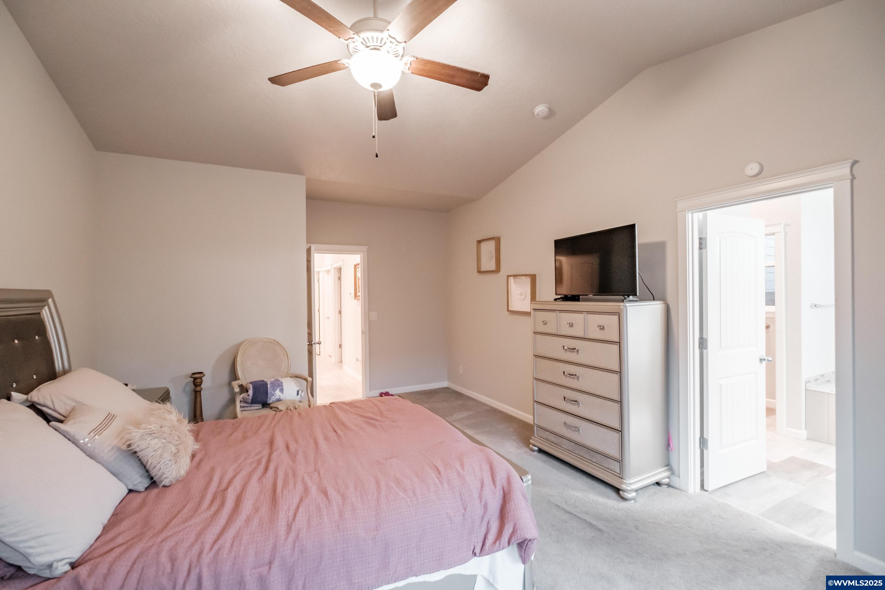 Albany, Oregon 97322, United States, 3 Bedrooms Bedrooms, ,2 BathroomsBathrooms,Residential,Pending,23669