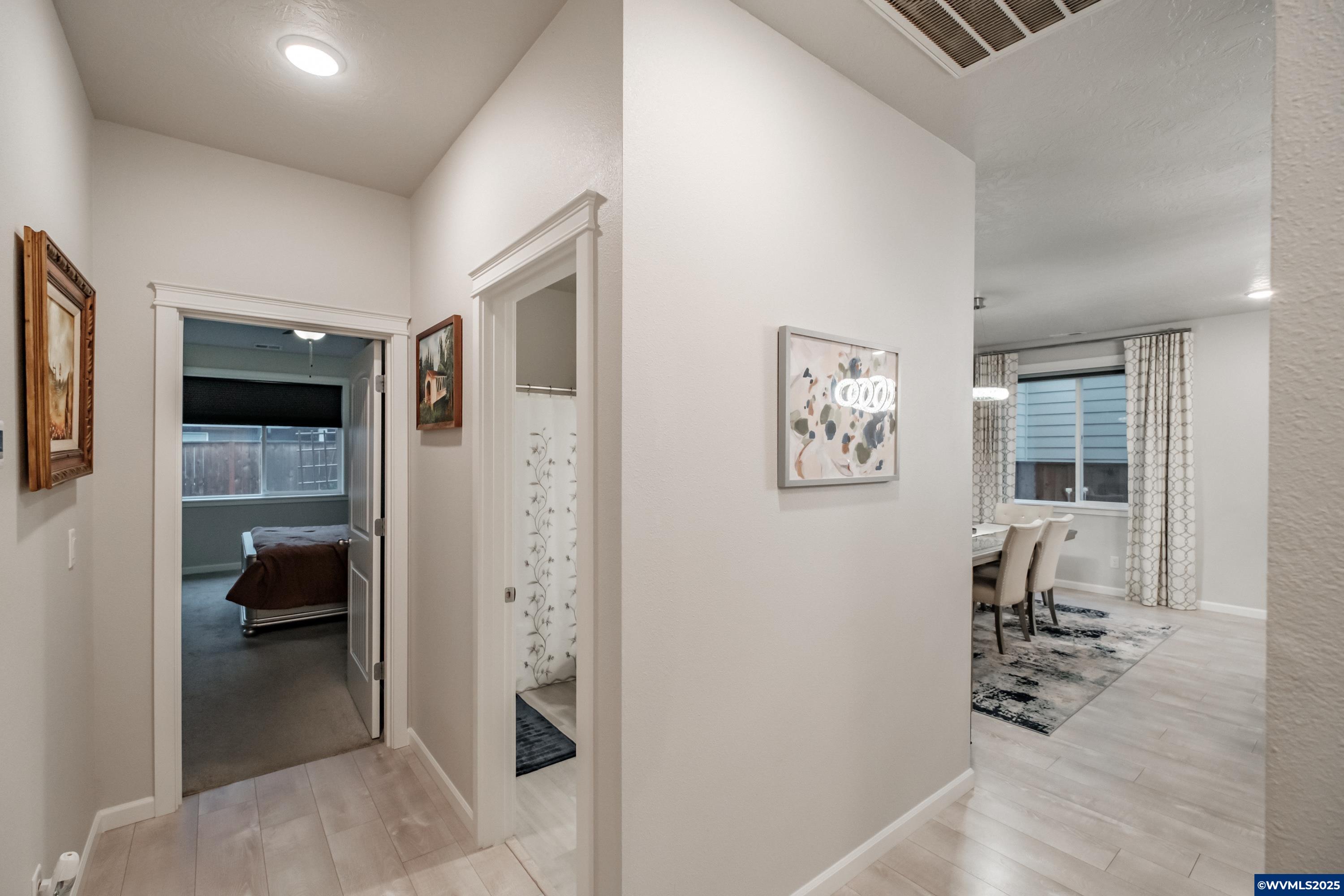 Albany, Oregon 97322, United States, 3 Bedrooms Bedrooms, ,2 BathroomsBathrooms,Residential,Pending,23669