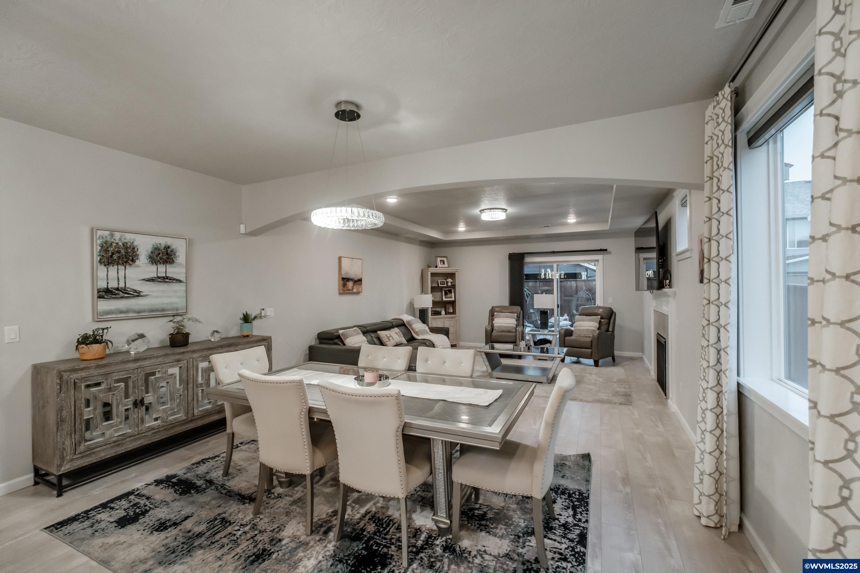 Albany, Oregon 97322, United States, 3 Bedrooms Bedrooms, ,2 BathroomsBathrooms,Residential,Pending,23669