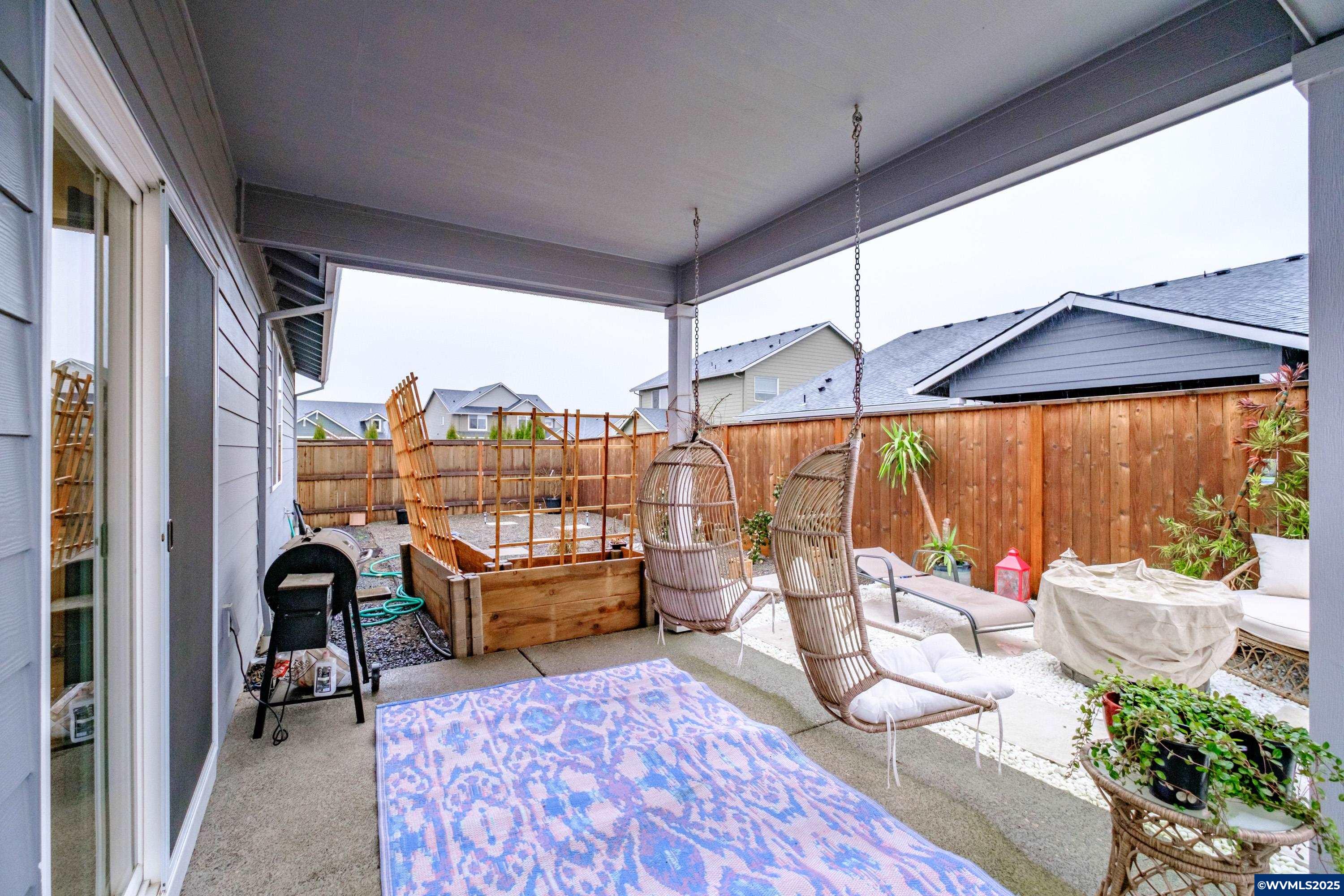 Albany, Oregon 97322, United States, 3 Bedrooms Bedrooms, ,2 BathroomsBathrooms,Residential,Pending,23669