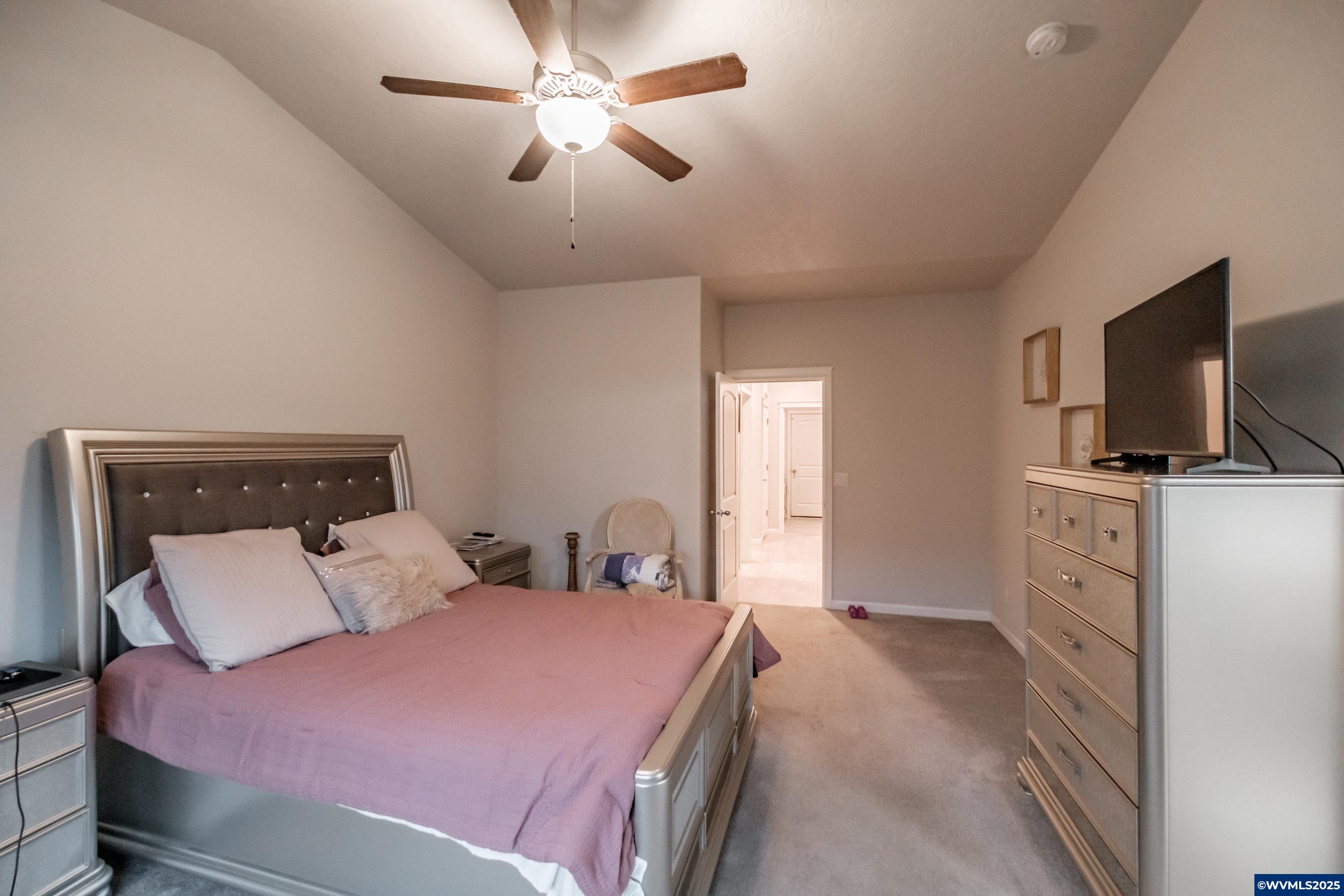 Albany, Oregon 97322, United States, 3 Bedrooms Bedrooms, ,2 BathroomsBathrooms,Residential,Pending,23669