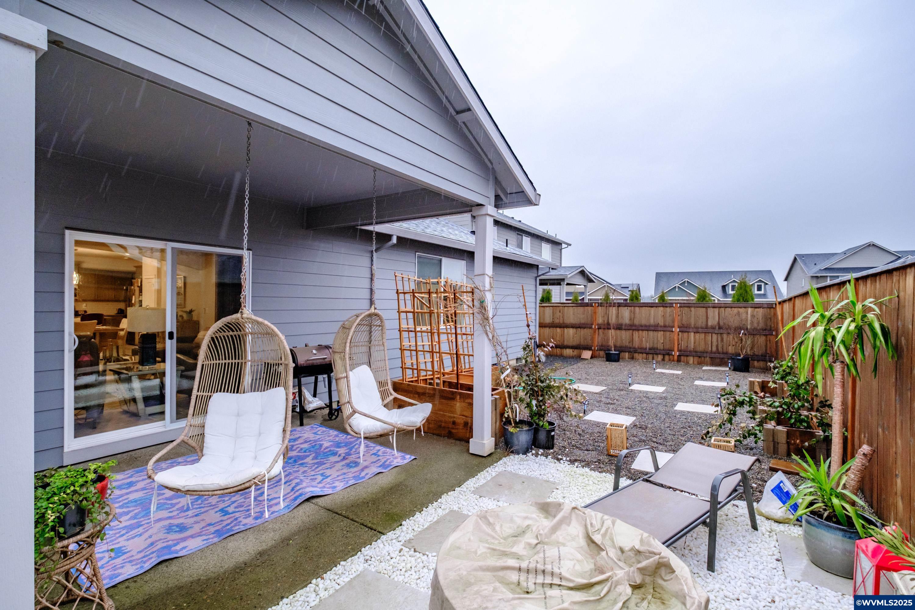 Albany, Oregon 97322, United States, 3 Bedrooms Bedrooms, ,2 BathroomsBathrooms,Residential,Pending,23669