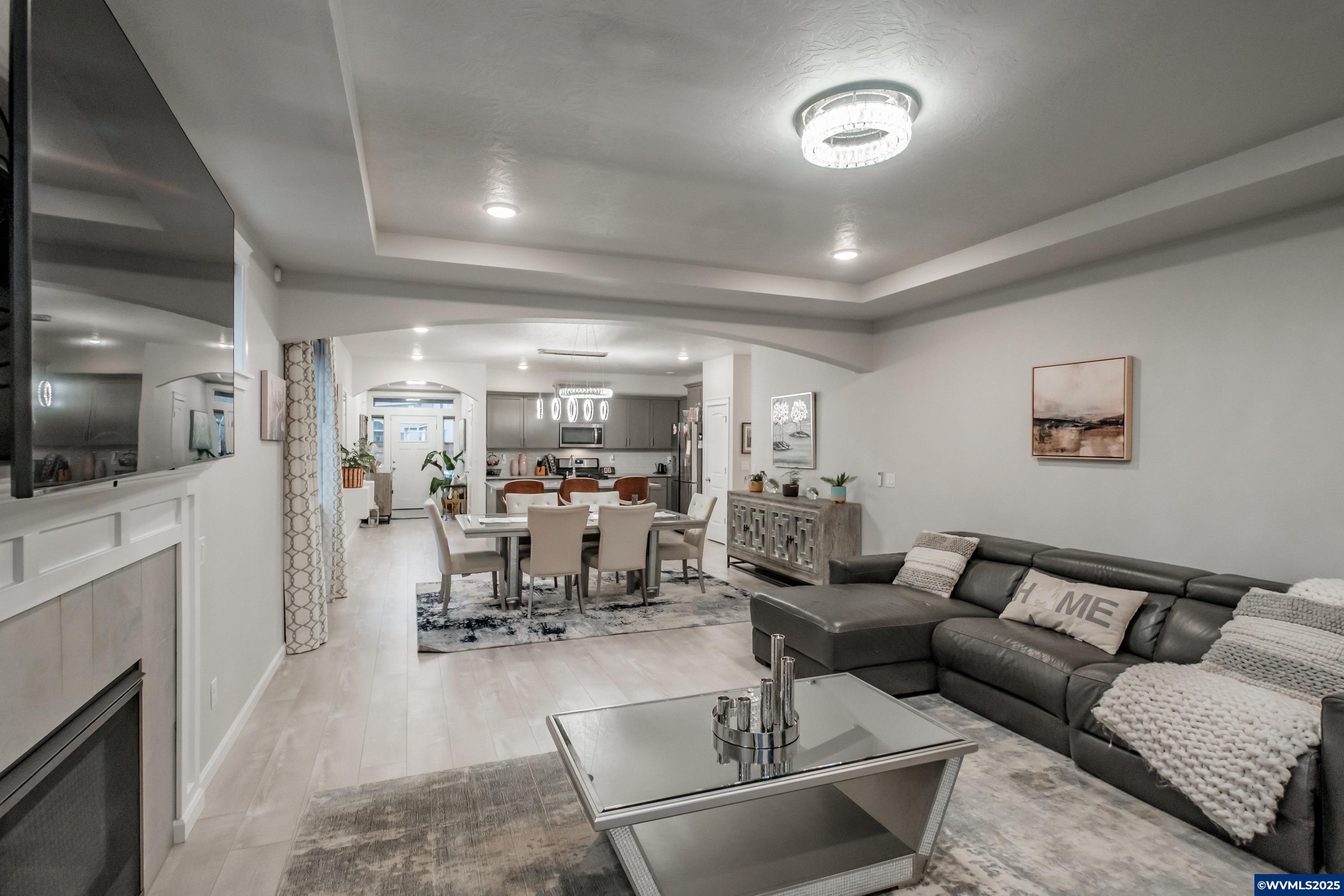 Albany, Oregon 97322, United States, 3 Bedrooms Bedrooms, ,2 BathroomsBathrooms,Residential,Pending,23669