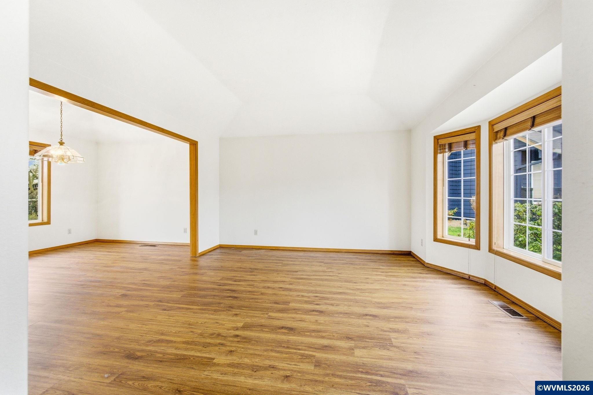 3642 Powder Creek Ct N