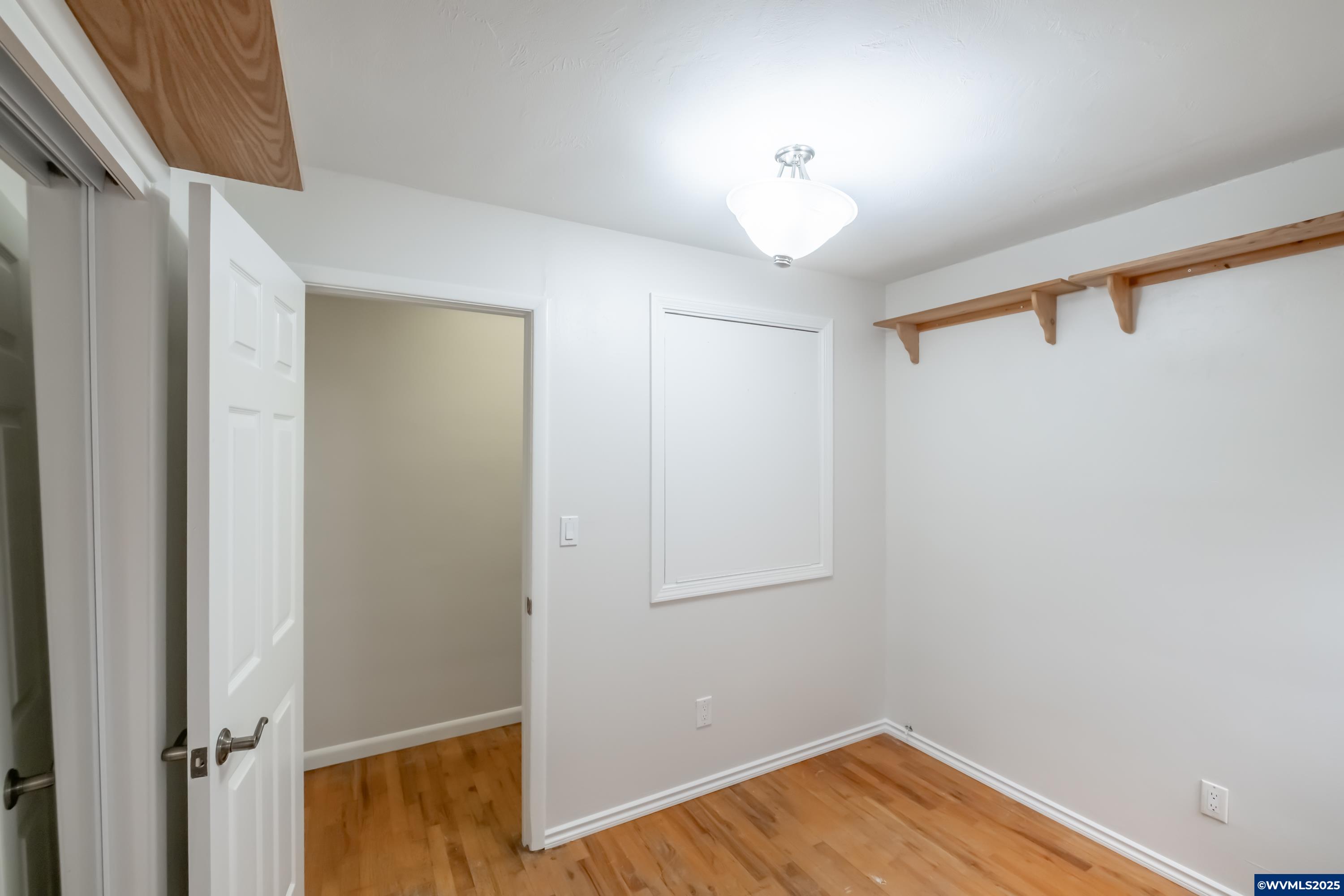 Keizer, Oregon 97303, United States, 3 Bedrooms Bedrooms, ,2 BathroomsBathrooms,Residential,Active,220357