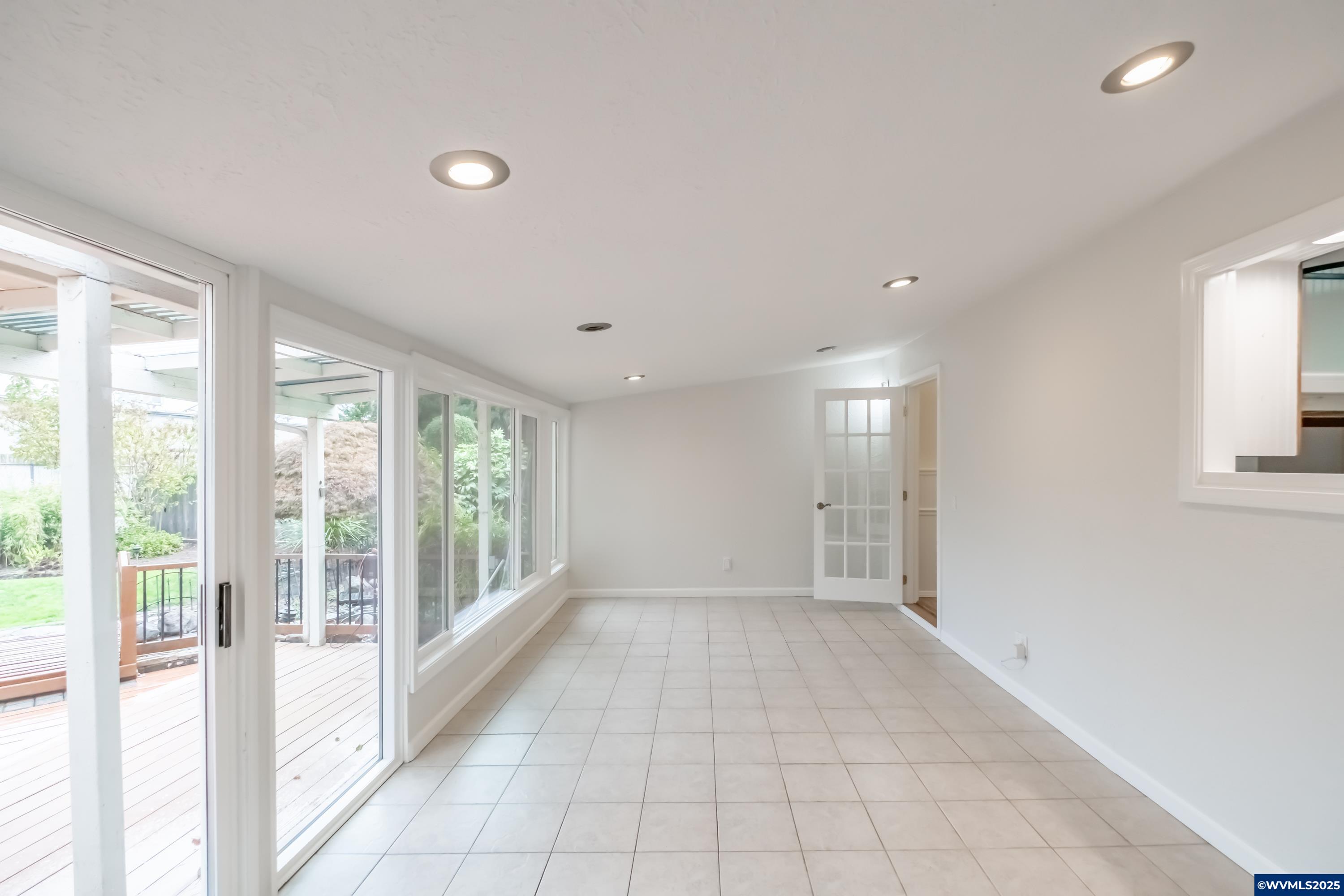 Keizer, Oregon 97303, United States, 3 Bedrooms Bedrooms, ,2 BathroomsBathrooms,Residential,Active,220357