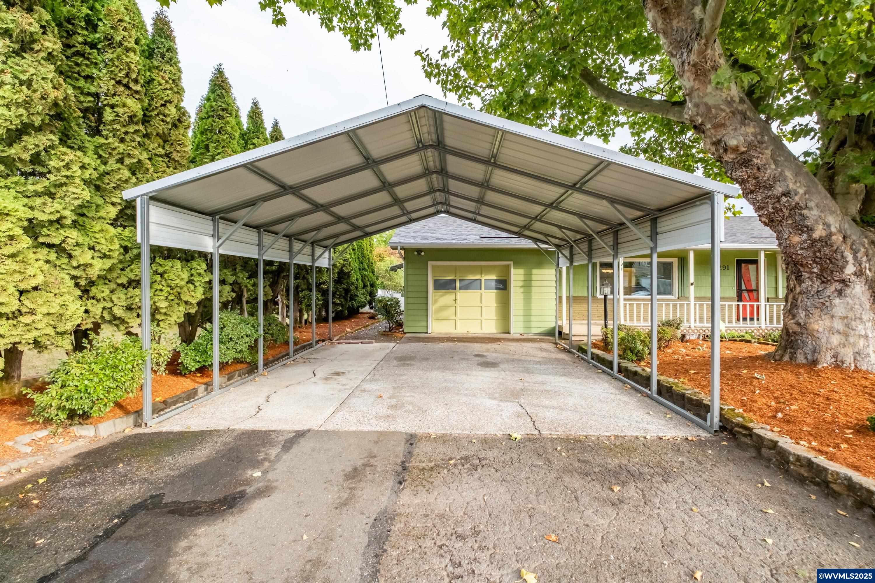 Keizer, Oregon 97303, United States, 3 Bedrooms Bedrooms, ,2 BathroomsBathrooms,Residential,Active,220357