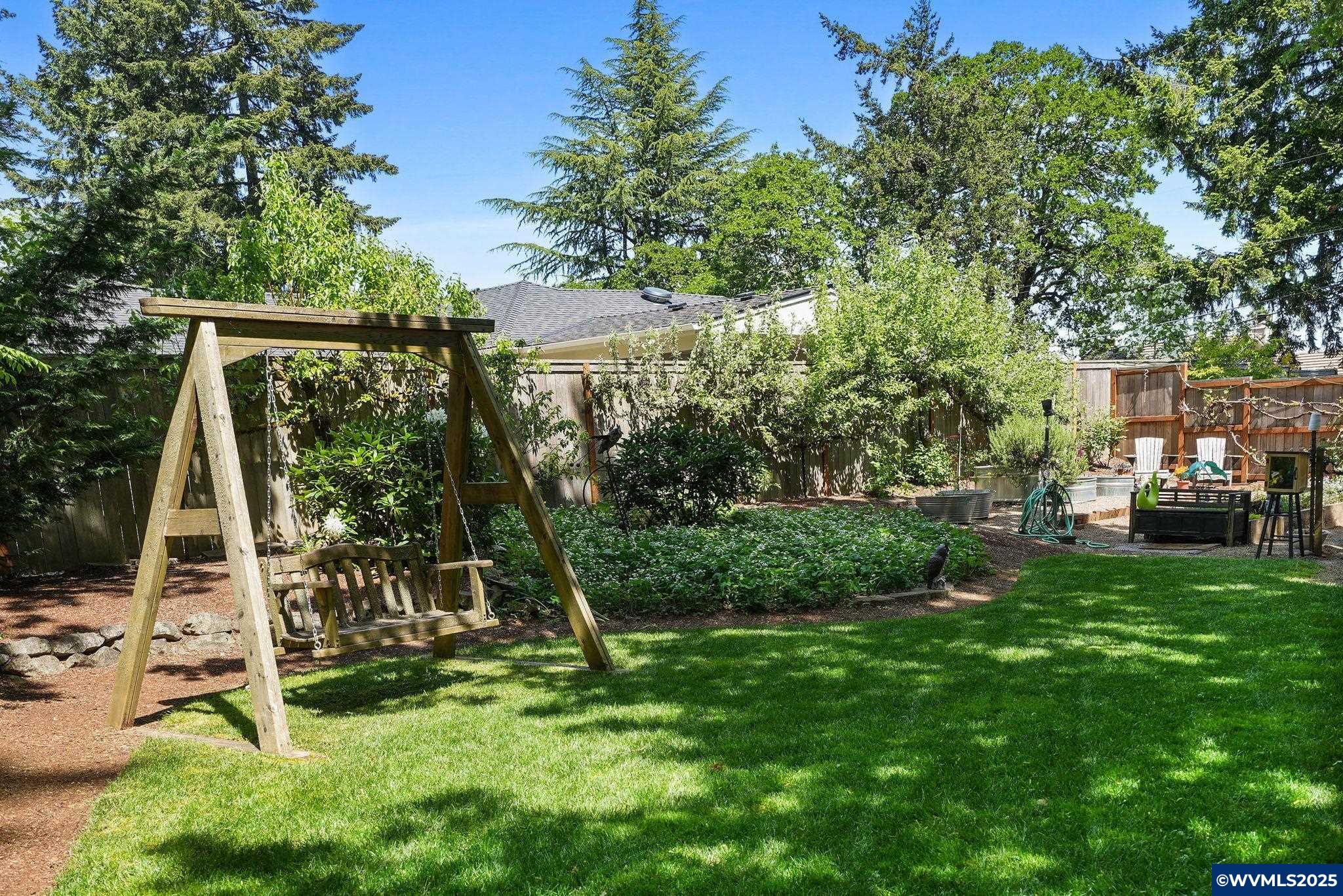 Salem, Oregon 97302, United States, 4 Bedrooms Bedrooms, ,4 BathroomsBathrooms,Residential,Pending,124608