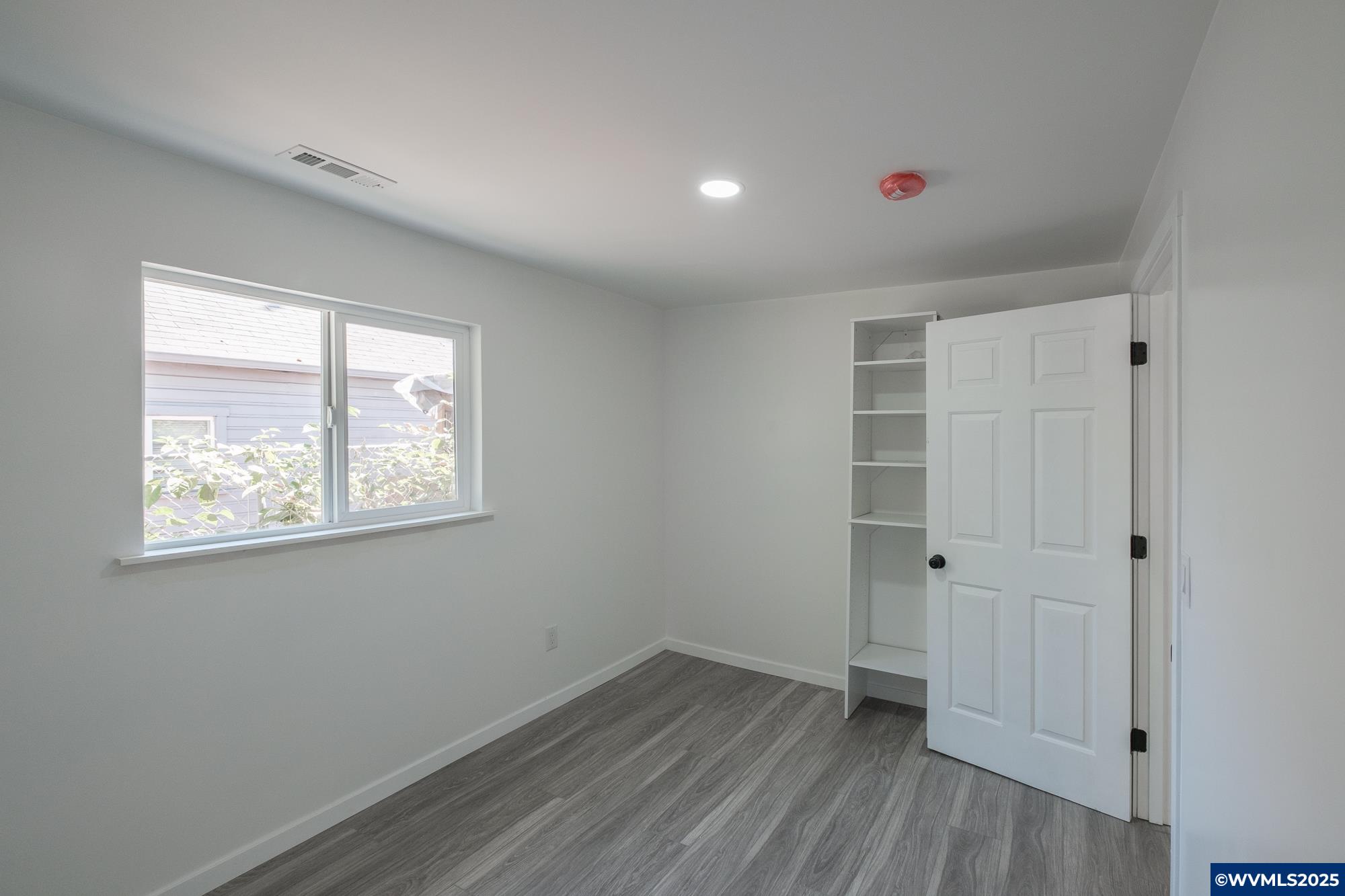 Sweet Home, Oregon 97386, United States, 3 Bedrooms Bedrooms, ,1 BathroomBathrooms,Residential,Active,189943