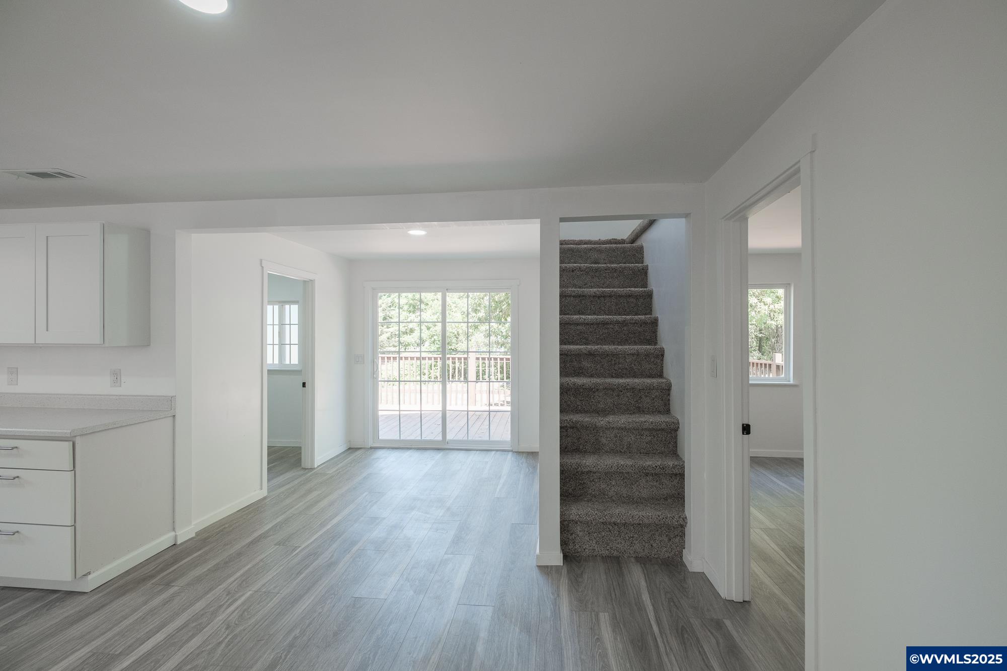 Sweet Home, Oregon 97386, United States, 3 Bedrooms Bedrooms, ,1 BathroomBathrooms,Residential,Active,189943