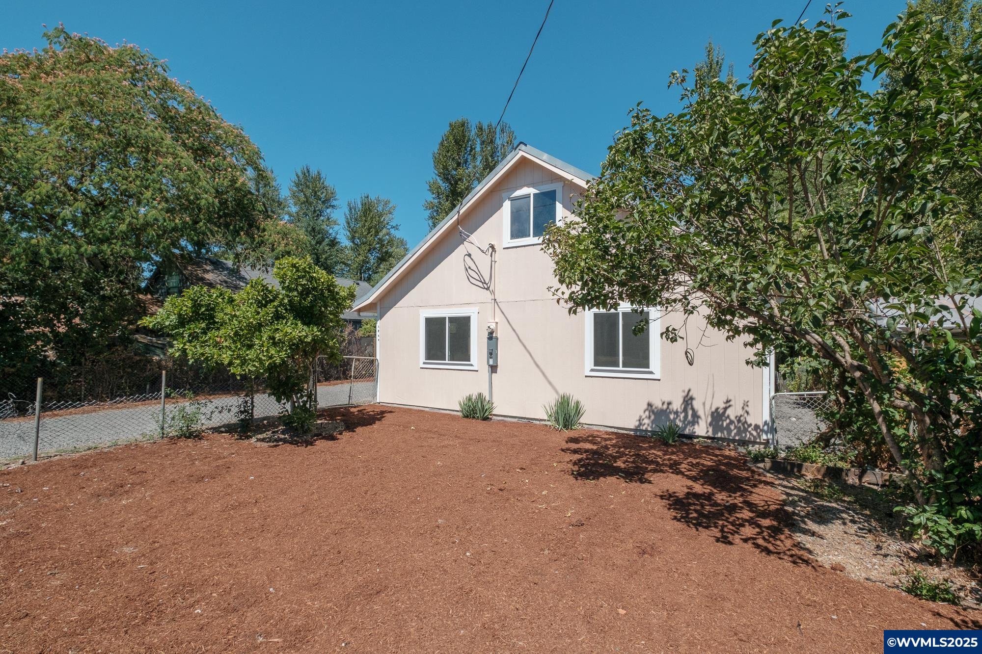 Sweet Home, Oregon 97386, United States, 3 Bedrooms Bedrooms, ,1 BathroomBathrooms,Residential,Active,189943