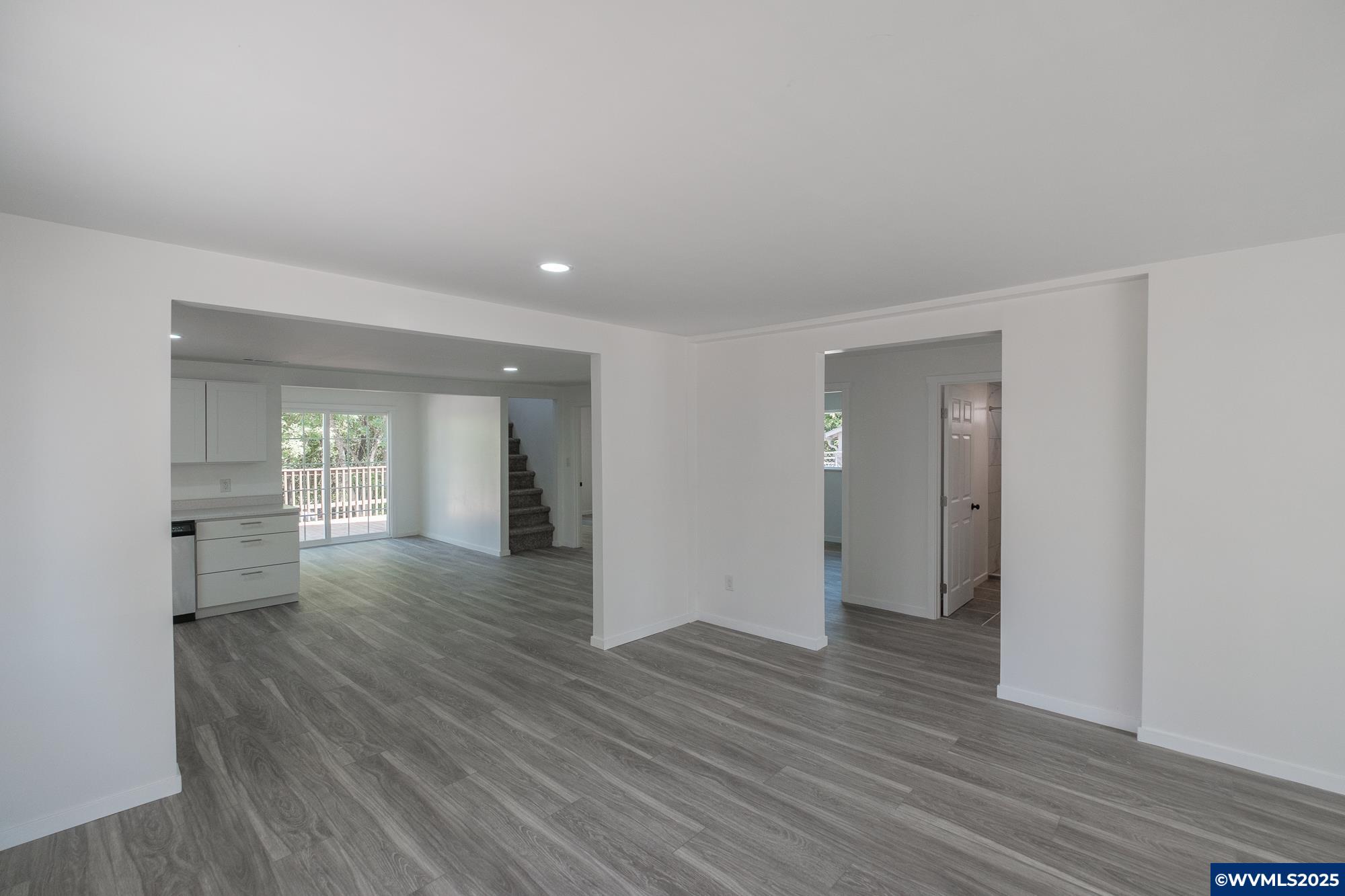 Sweet Home, Oregon 97386, United States, 3 Bedrooms Bedrooms, ,1 BathroomBathrooms,Residential,Active,189943