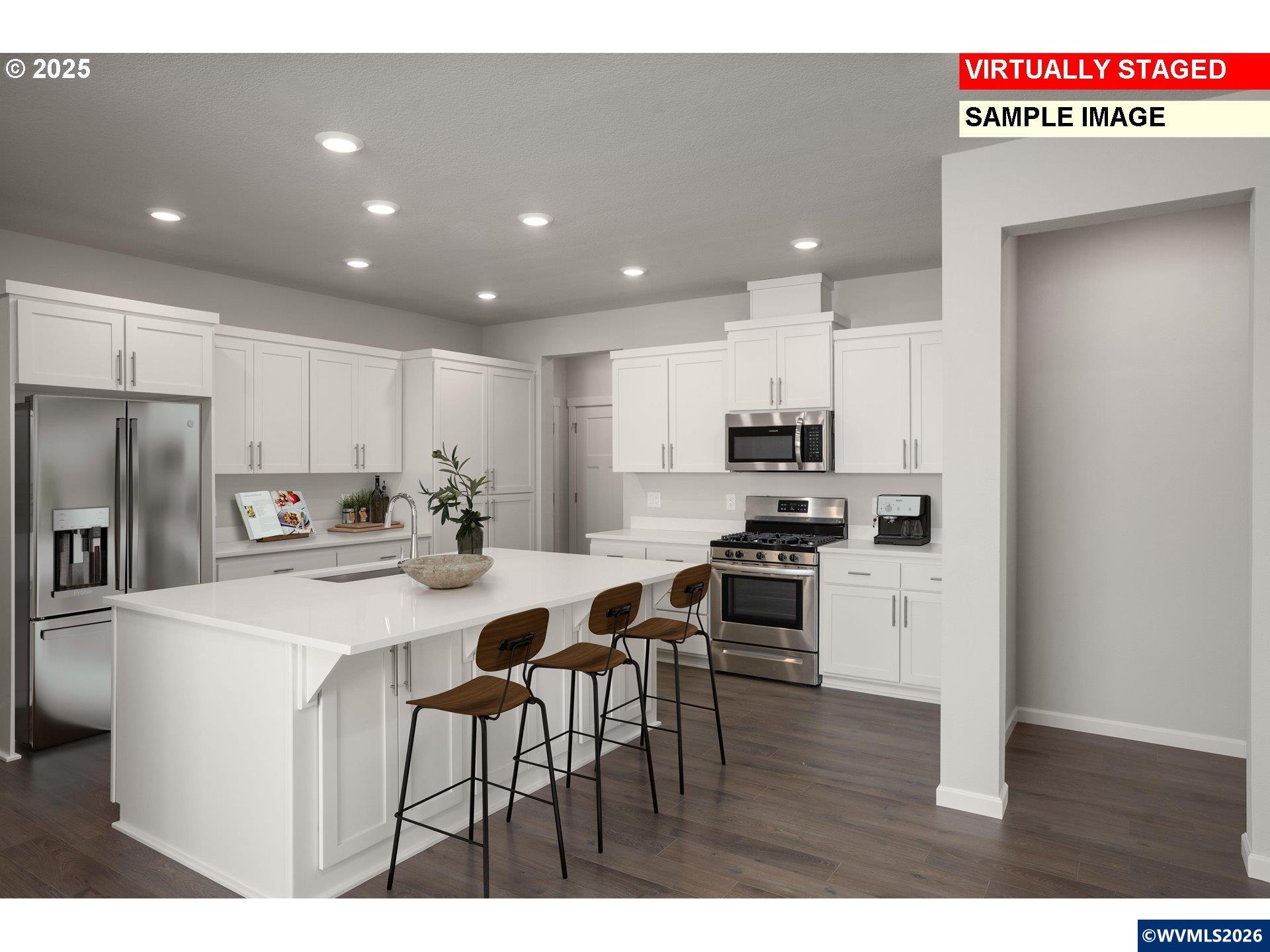 2674 Mt Saint Helens Av SE