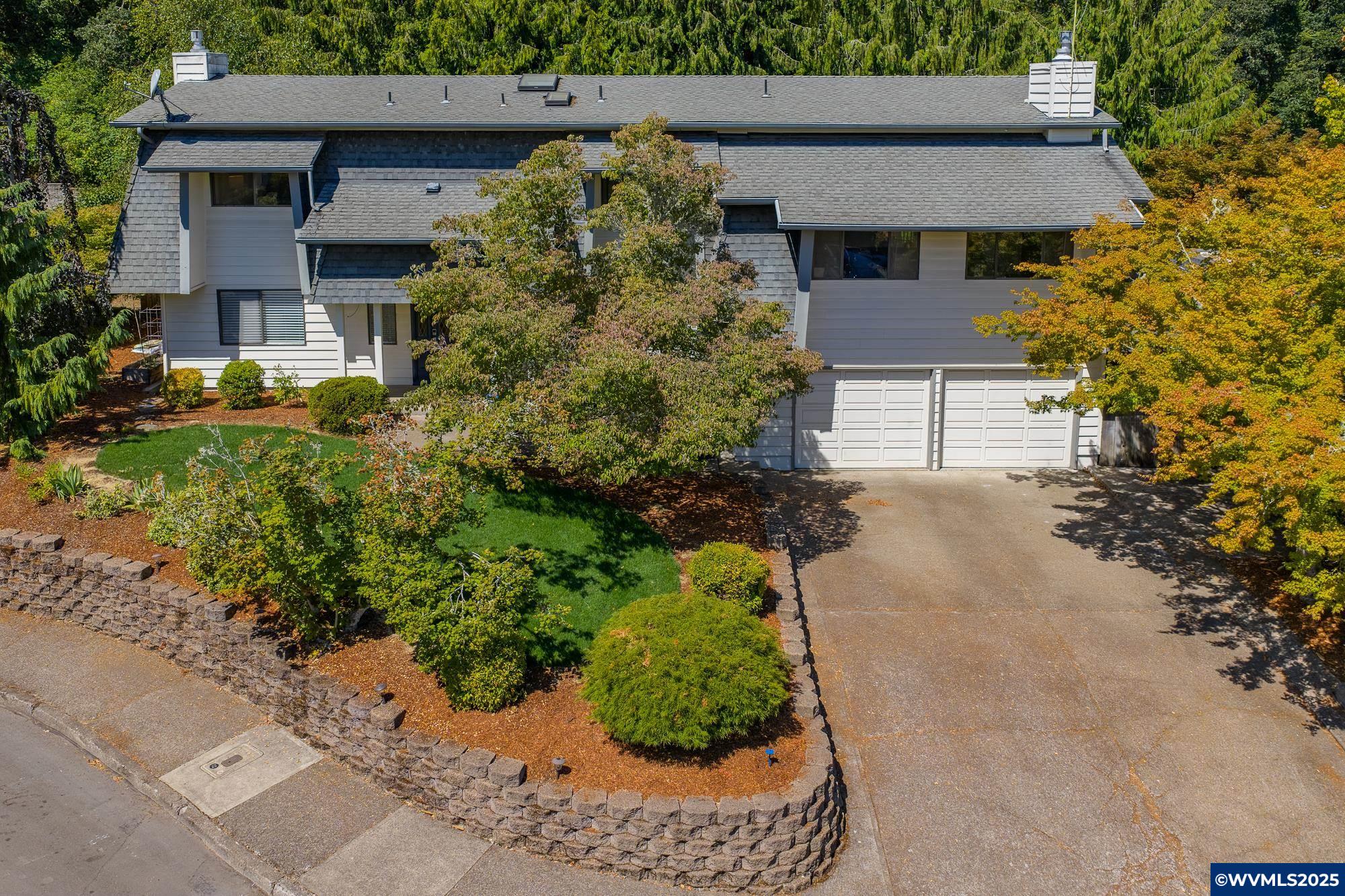 3673 Myrla Ct S
