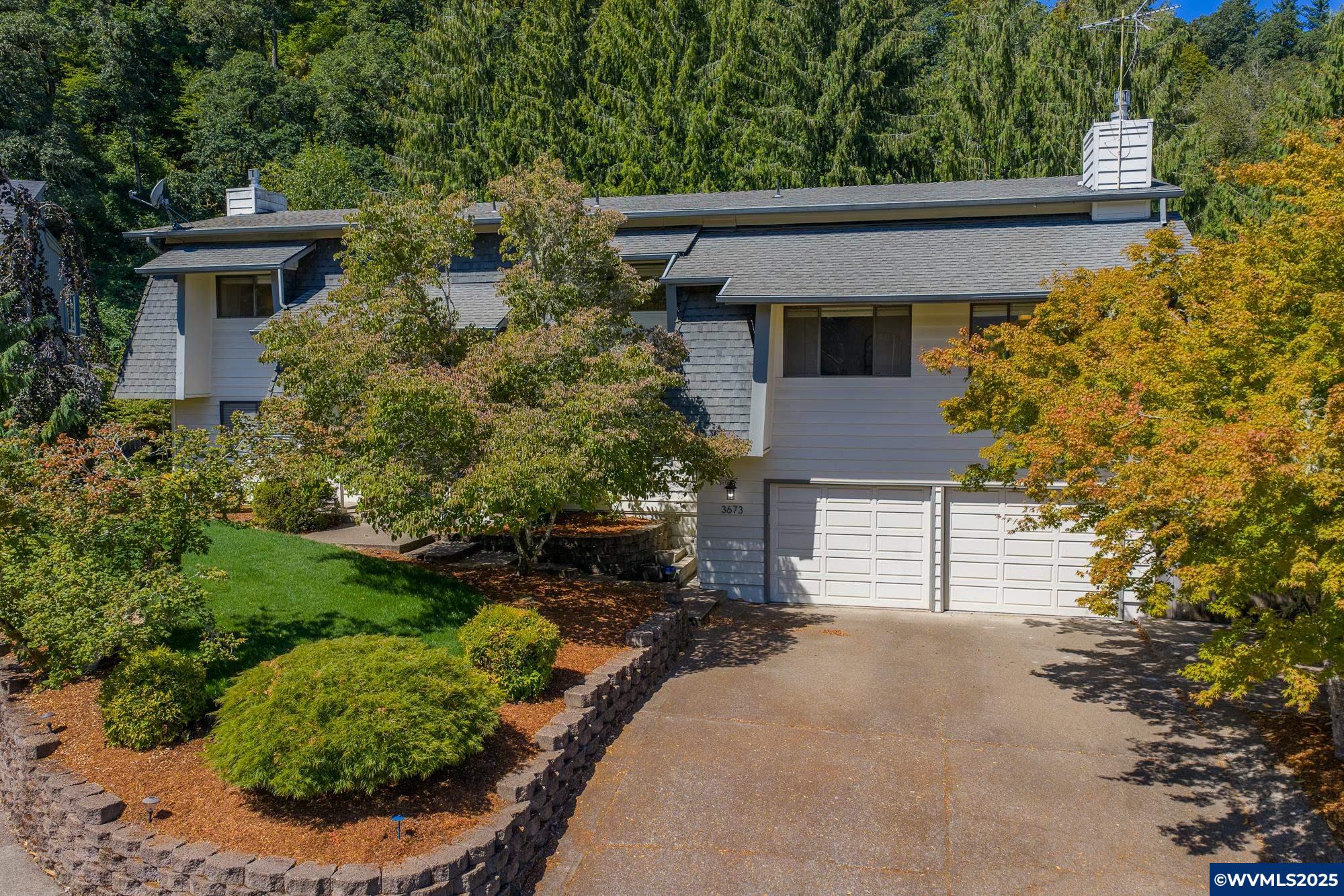 3673 Myrla Ct S