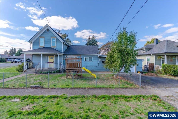 991 SE LYLE ST, DALLAS, OR 97338 - Image 6ae2b671d914f0ce9444063336f14e3a/716222291