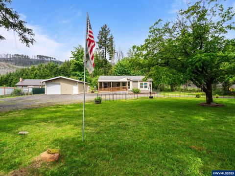 33635 North Fork Rd Lyons OR 97358
