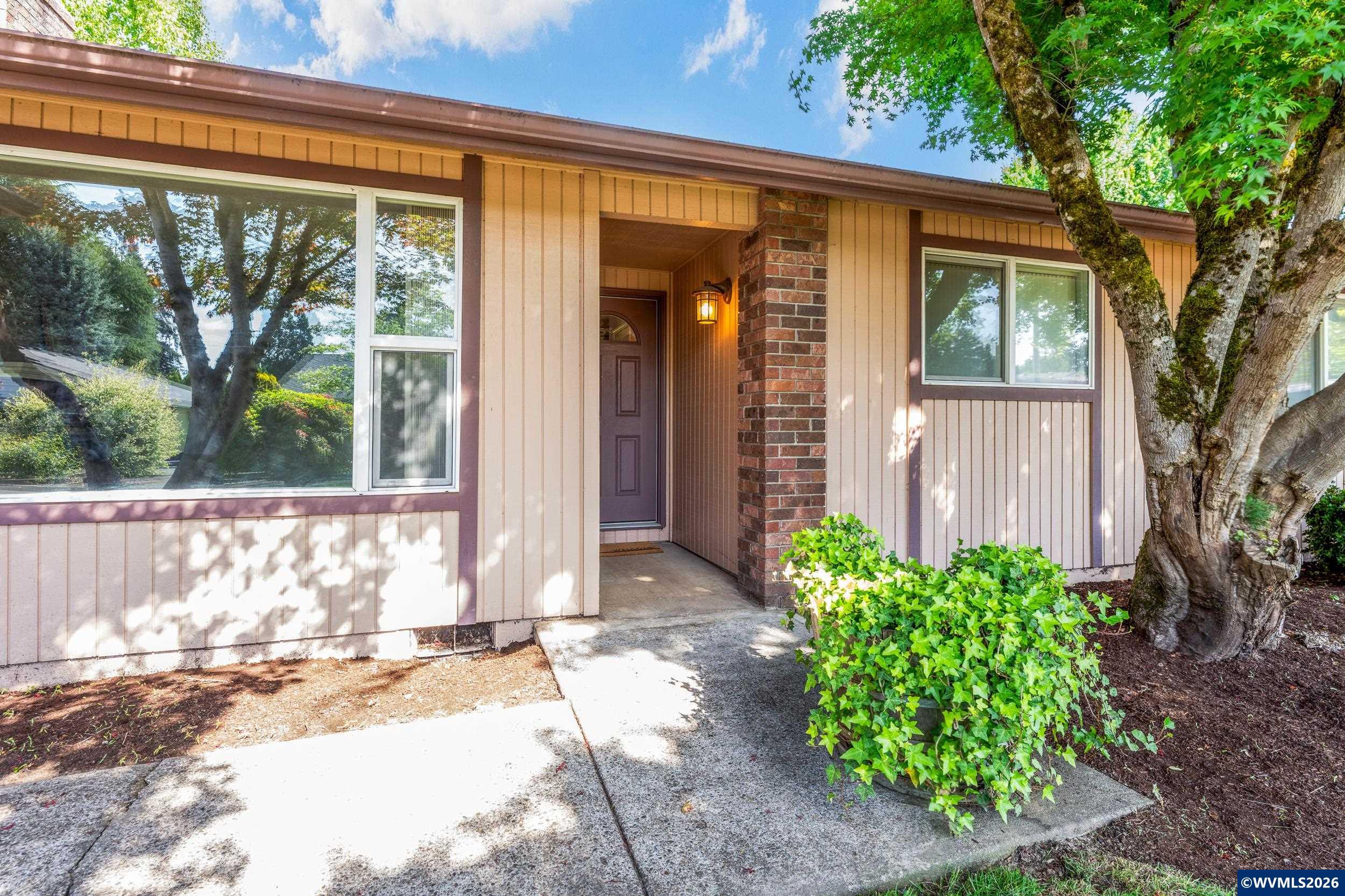 7062 Offenbach Ct SE