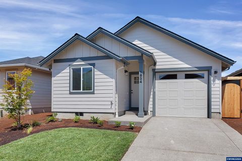 1545 SE Hankel St Dallas OR 97338