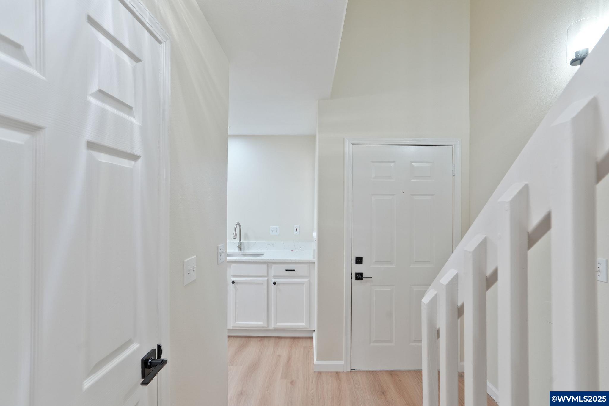 108 NE Powderhorn Dr