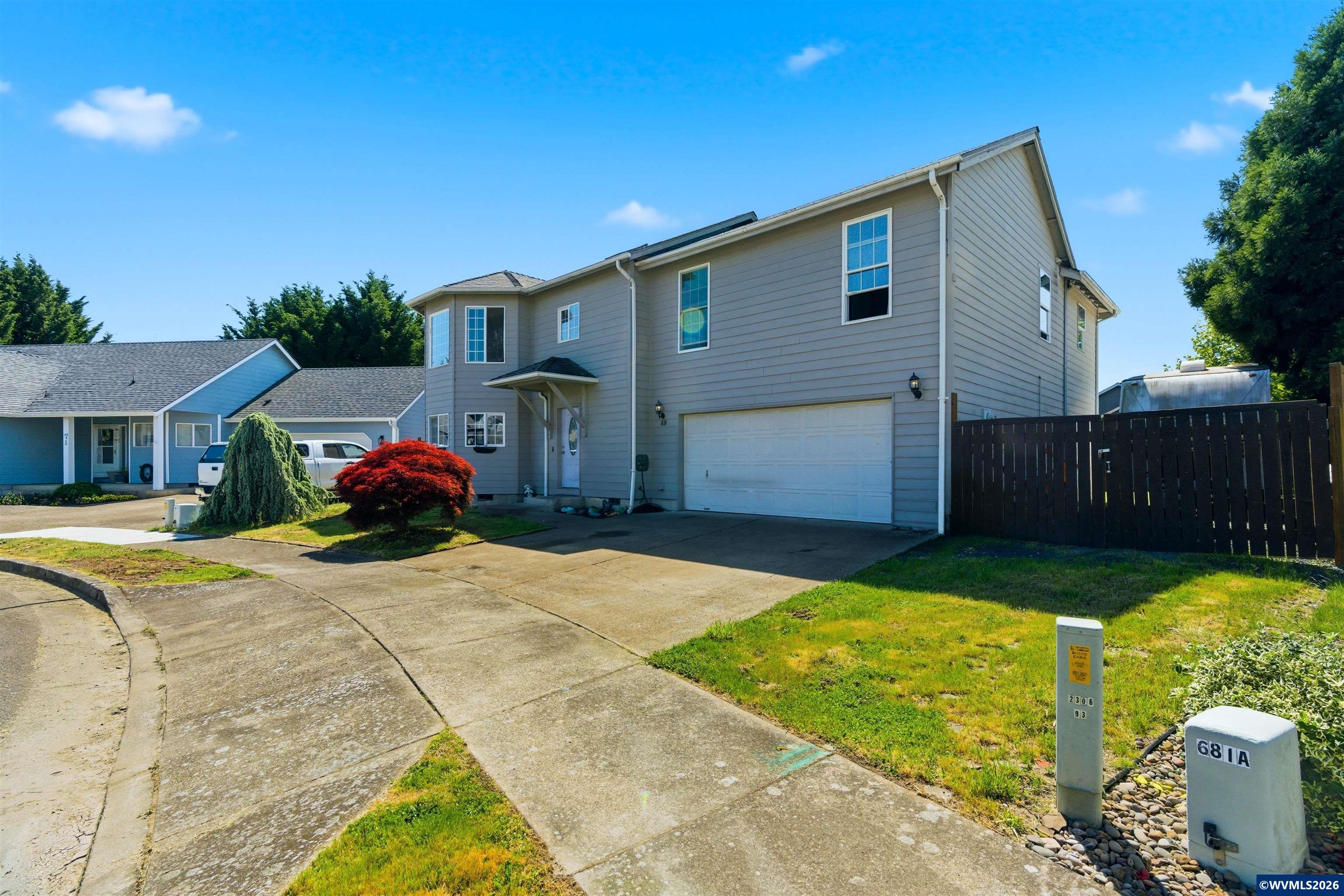 69 Oakway Pl
