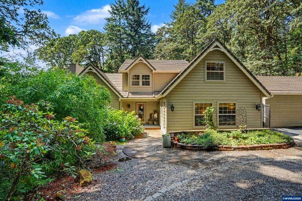 8930 NW LORRI PL, CORVALLIS, OR 97330 - Image 6f7731f5e85a62a5b4cf3dafe500cbf1/2092247648