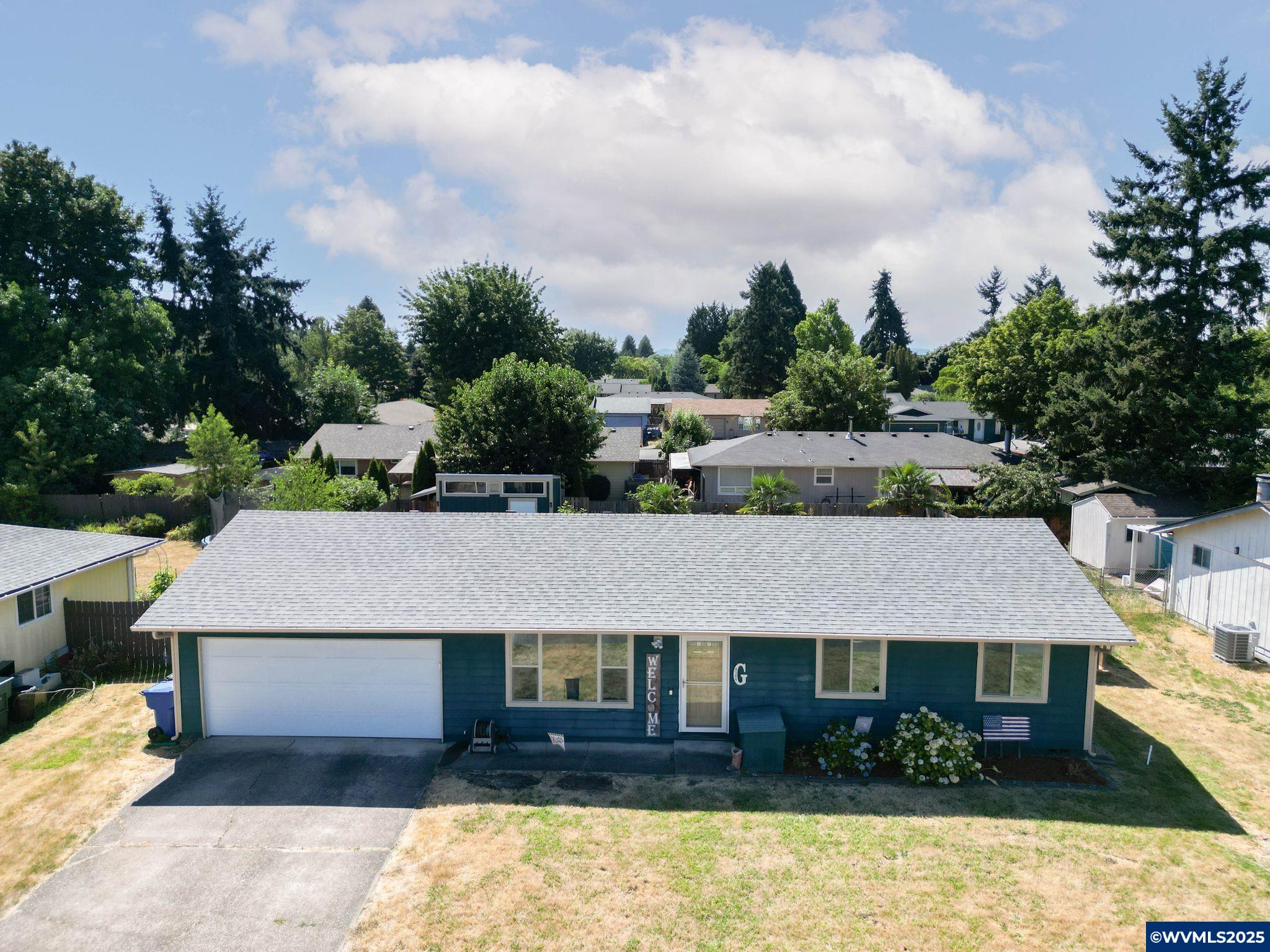 4384 Burlington Lp NE