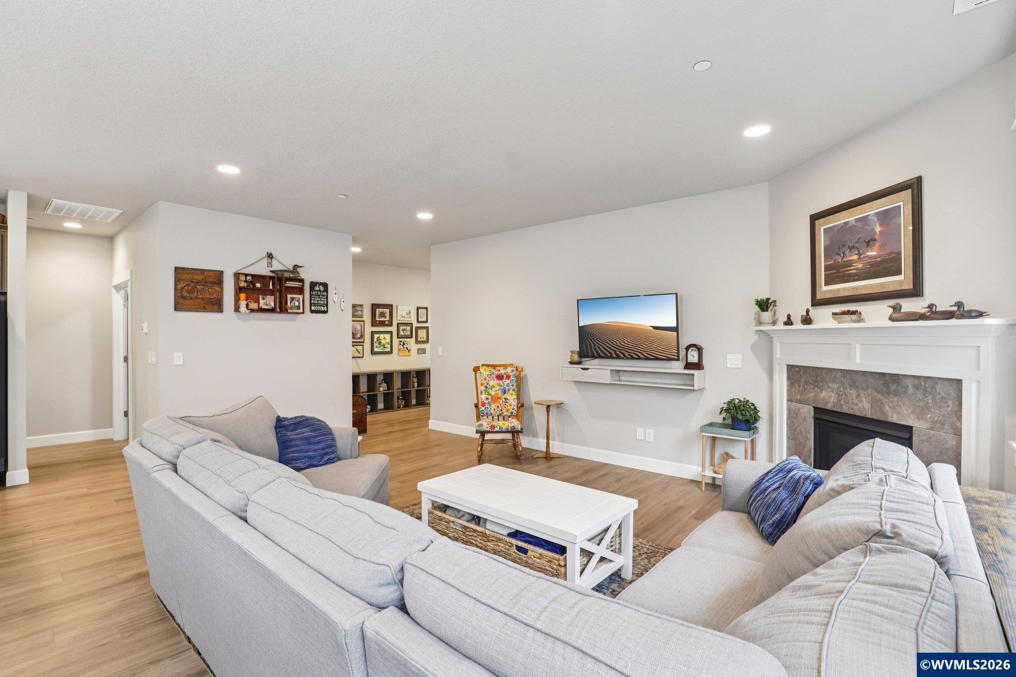 2825 NW Mt Ashland Ln