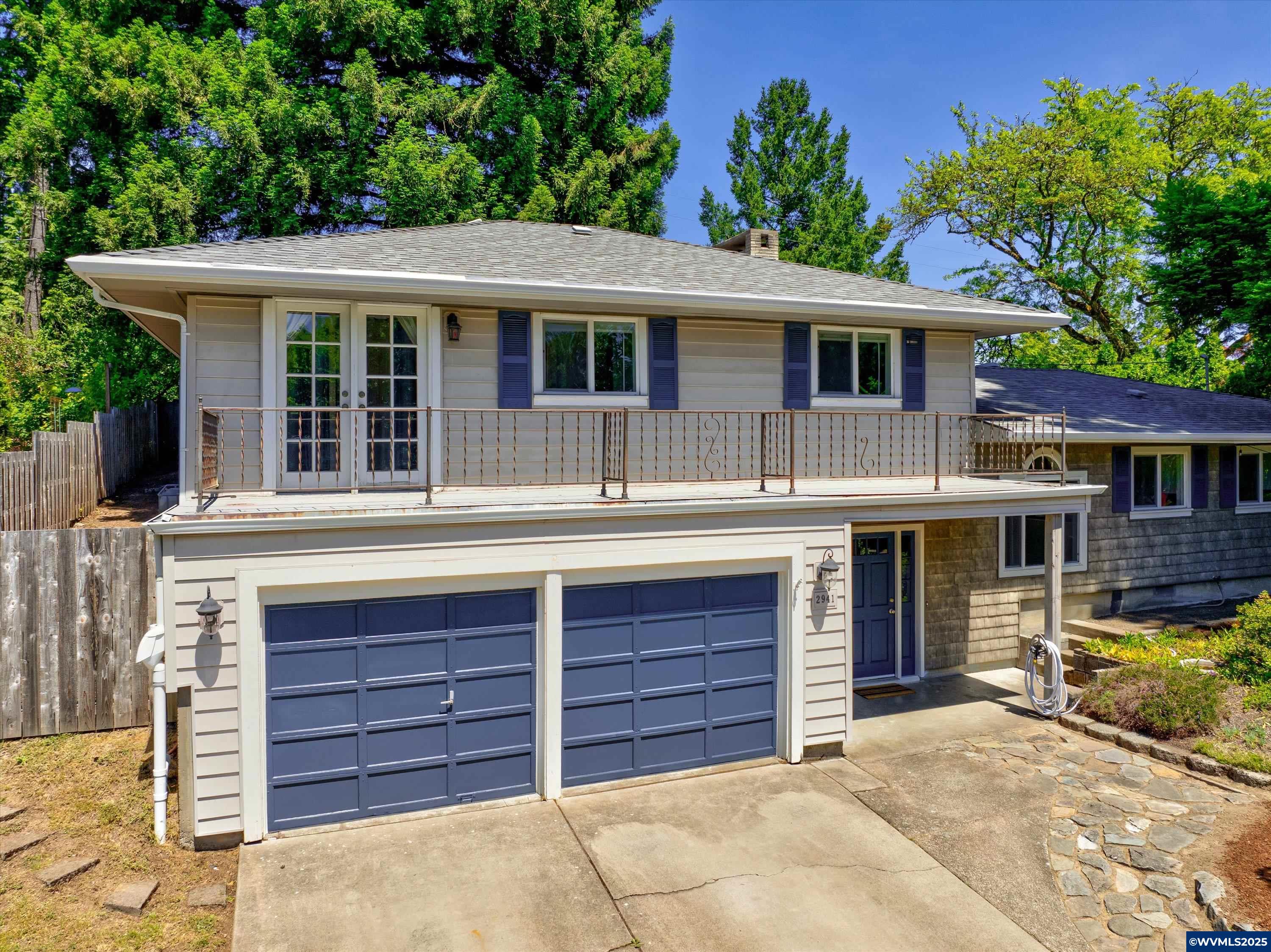 2941 NW Elmwood Dr
