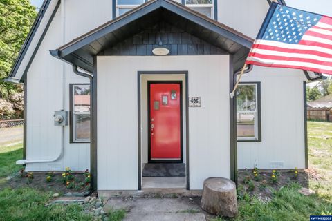 605 14th Av Sweet Home OR 97386