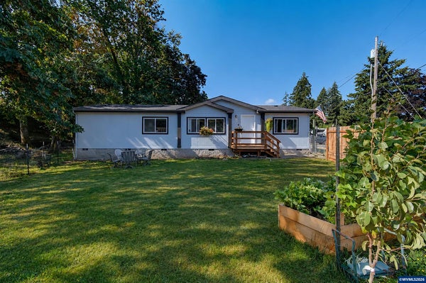 802 SW SPRING ST, MILL CITY, OR 97360 - Image 715a86c68d6d913cfee9c990da43ada2/2413993728