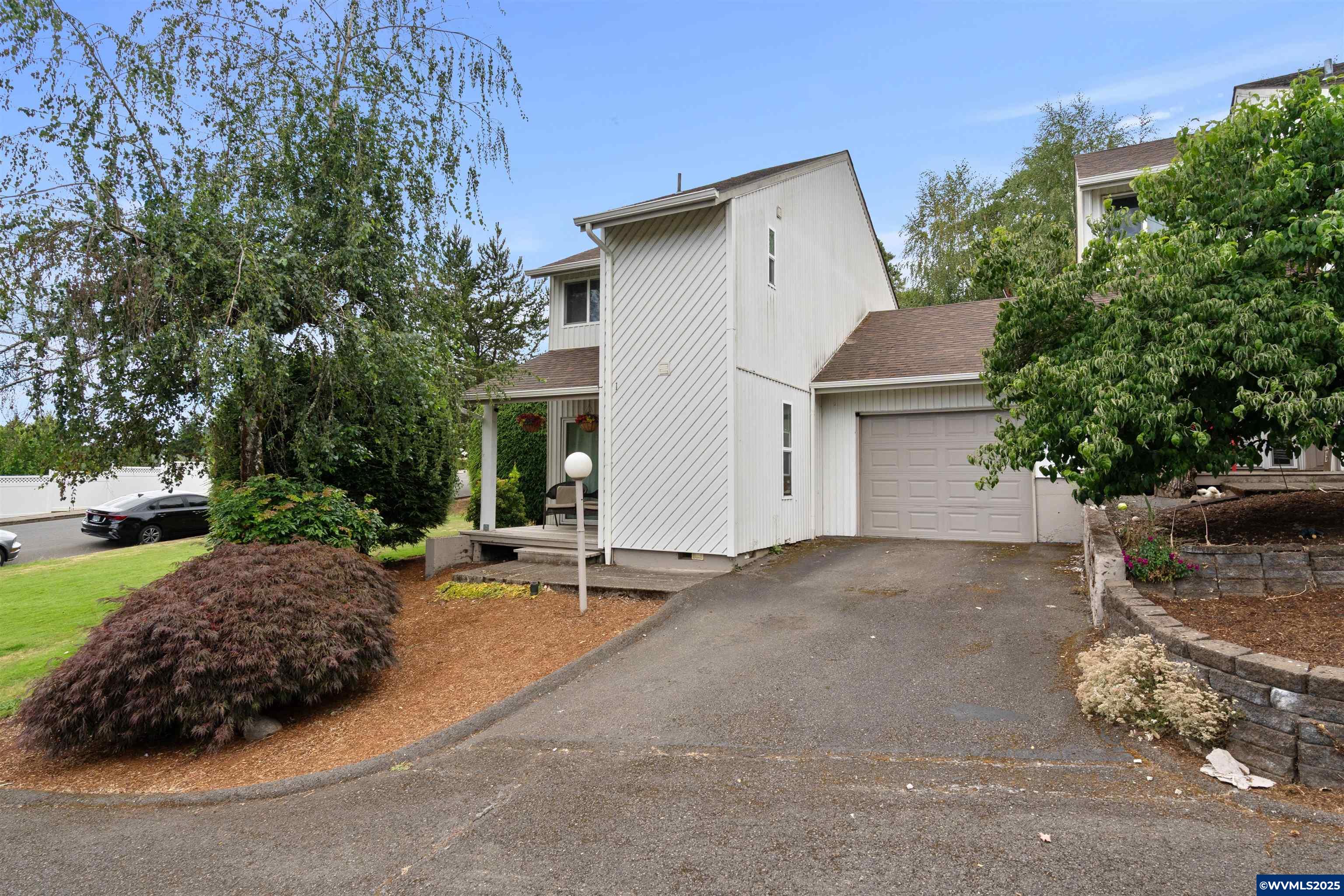 1450 SW Bridlewood (#1) Dr