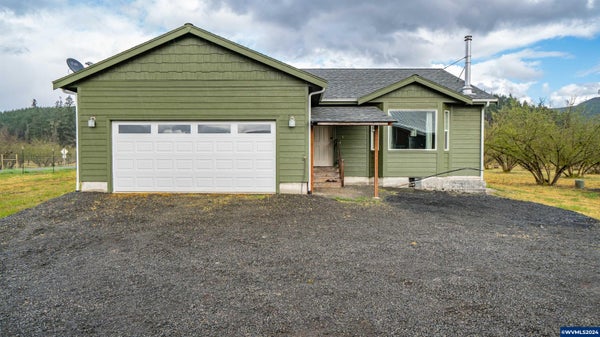 37082 GOATS RD, SPRINGFIELD, OR 97478 - Image 71d1d9e3ddd870a81cff7df481f14ff9/2790665382