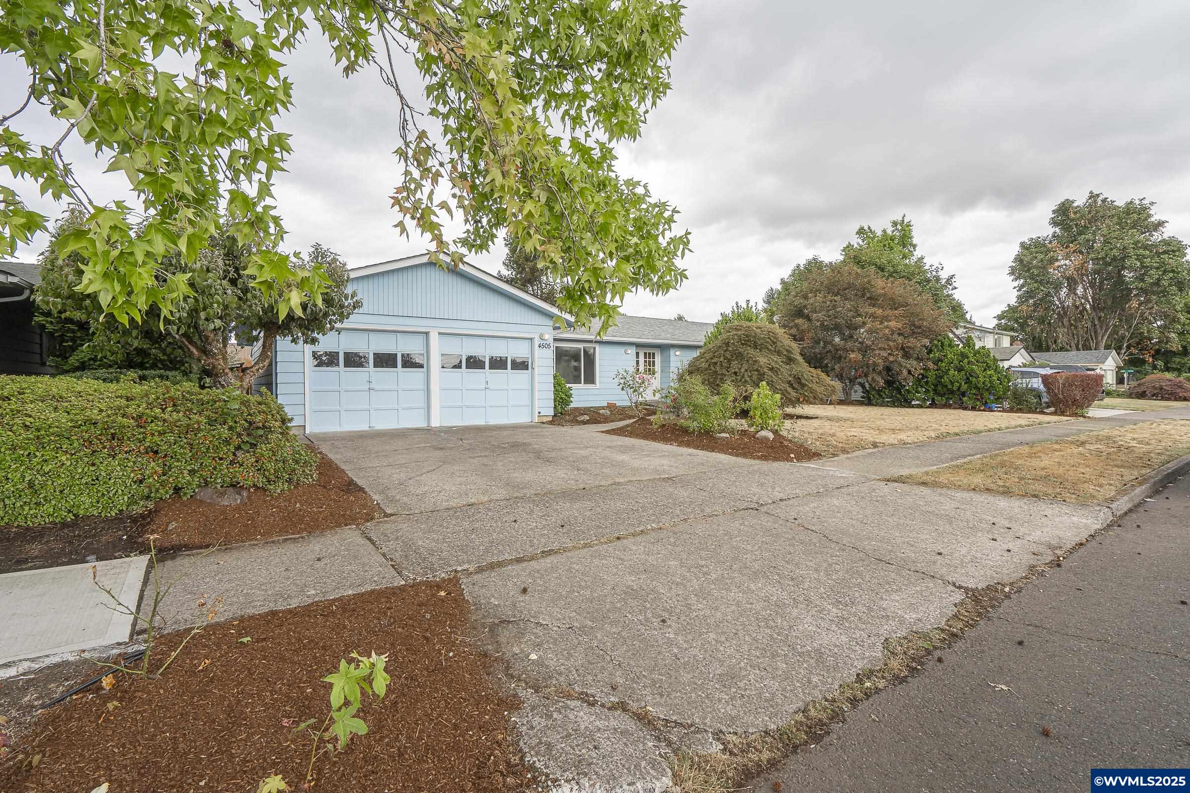4505 42nd Av NE