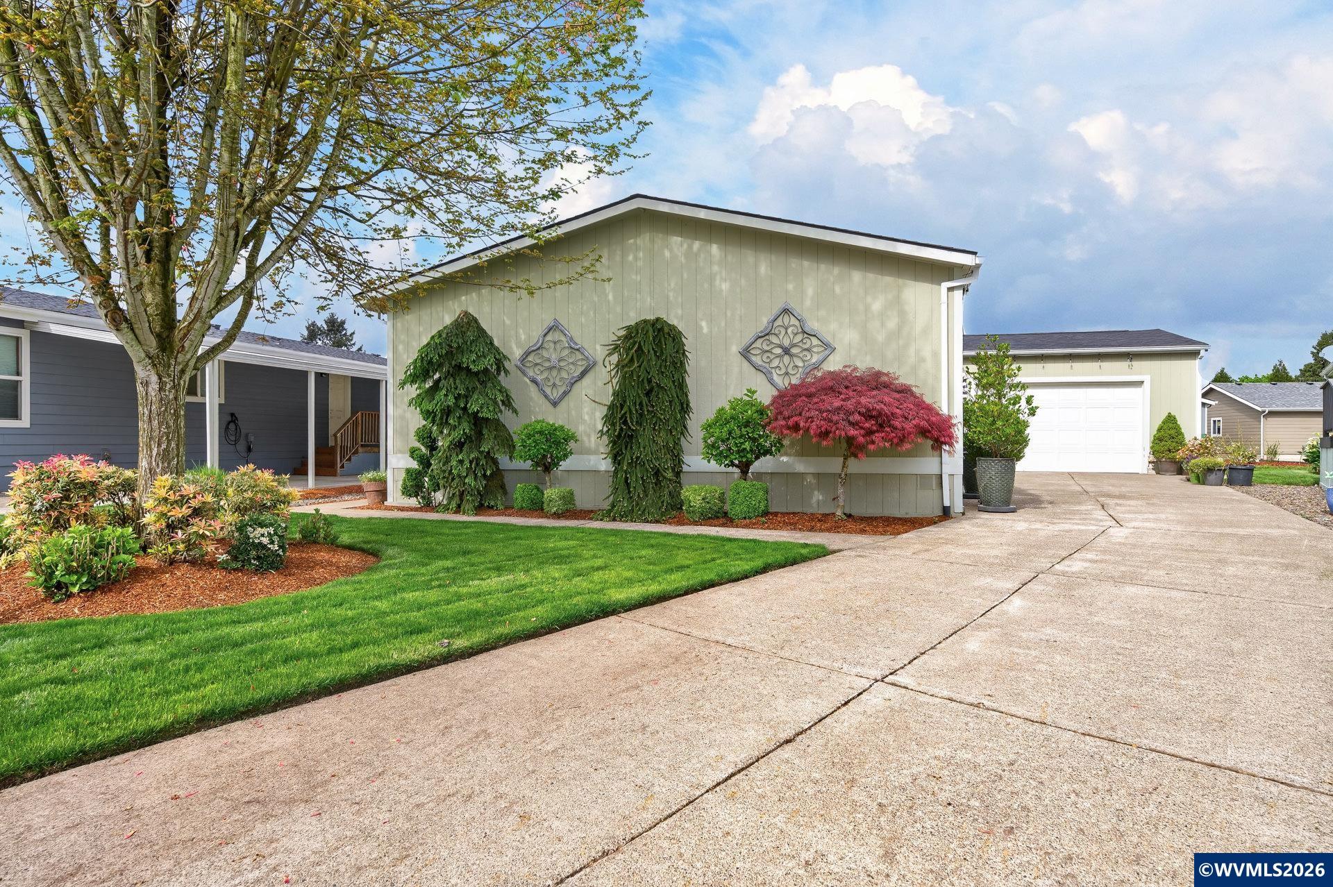 4155 NE Three Mile #89 Ln