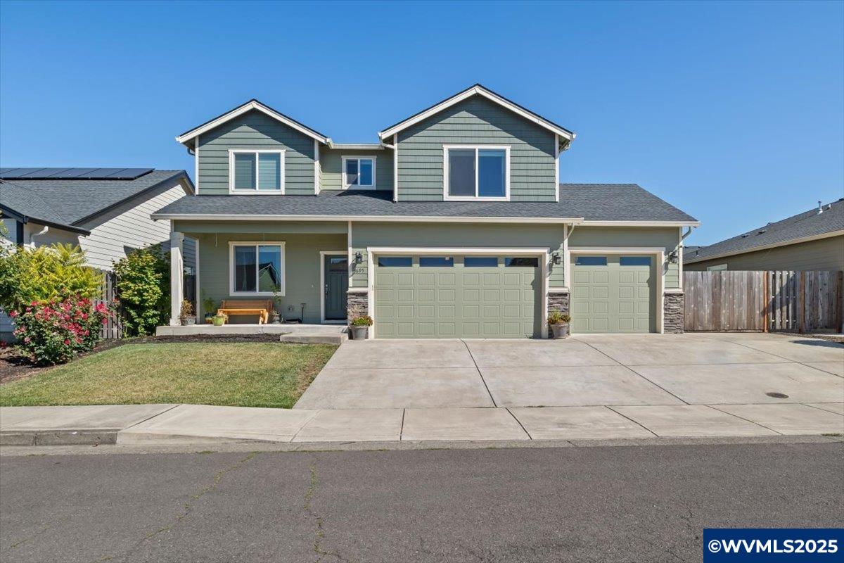 695 Shannon NE Ct